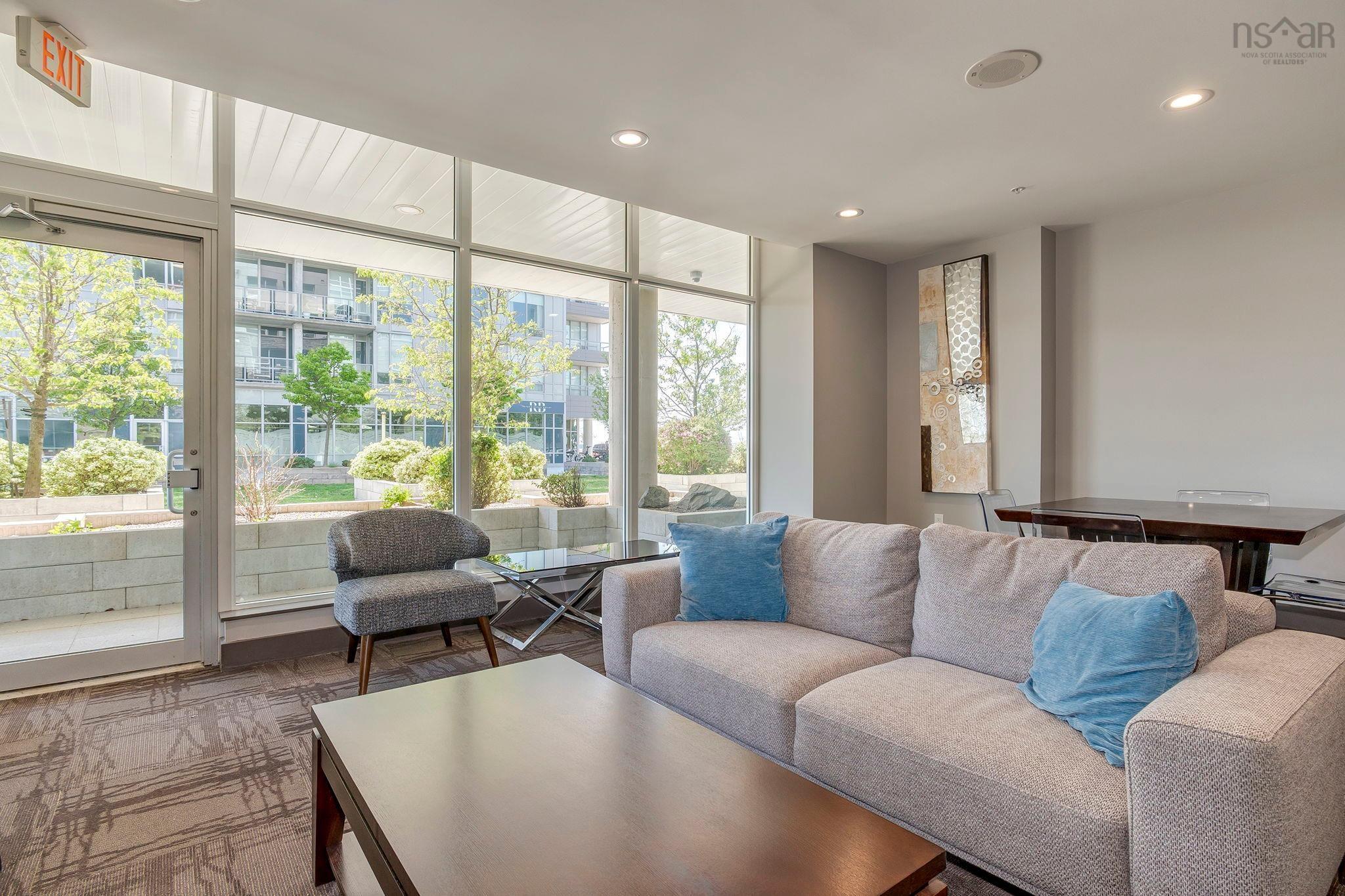$759,900.00: 802 31 Kings Wharf Place, Dartmouth