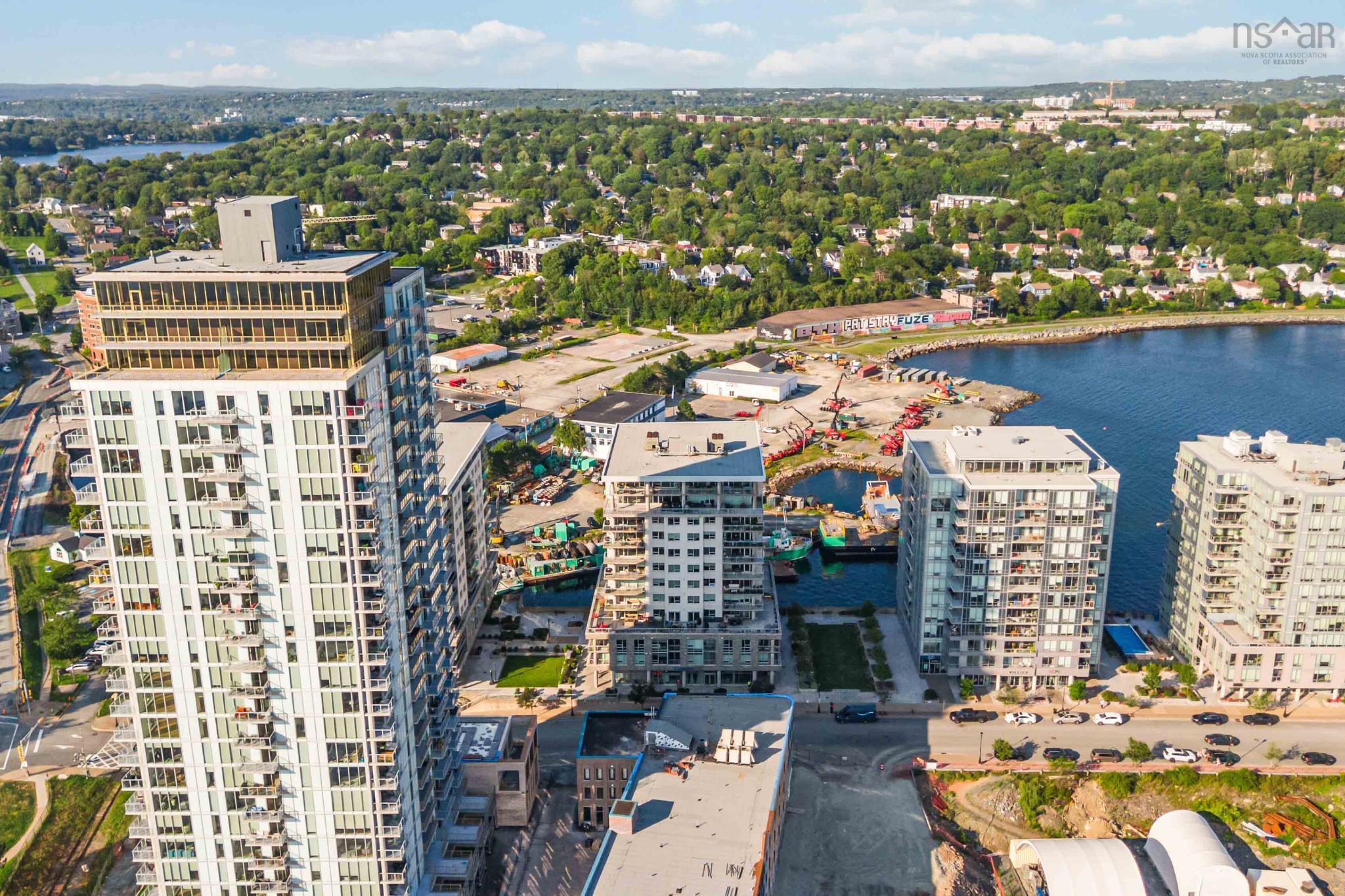 $759,900.00: 802 31 Kings Wharf Place, Dartmouth