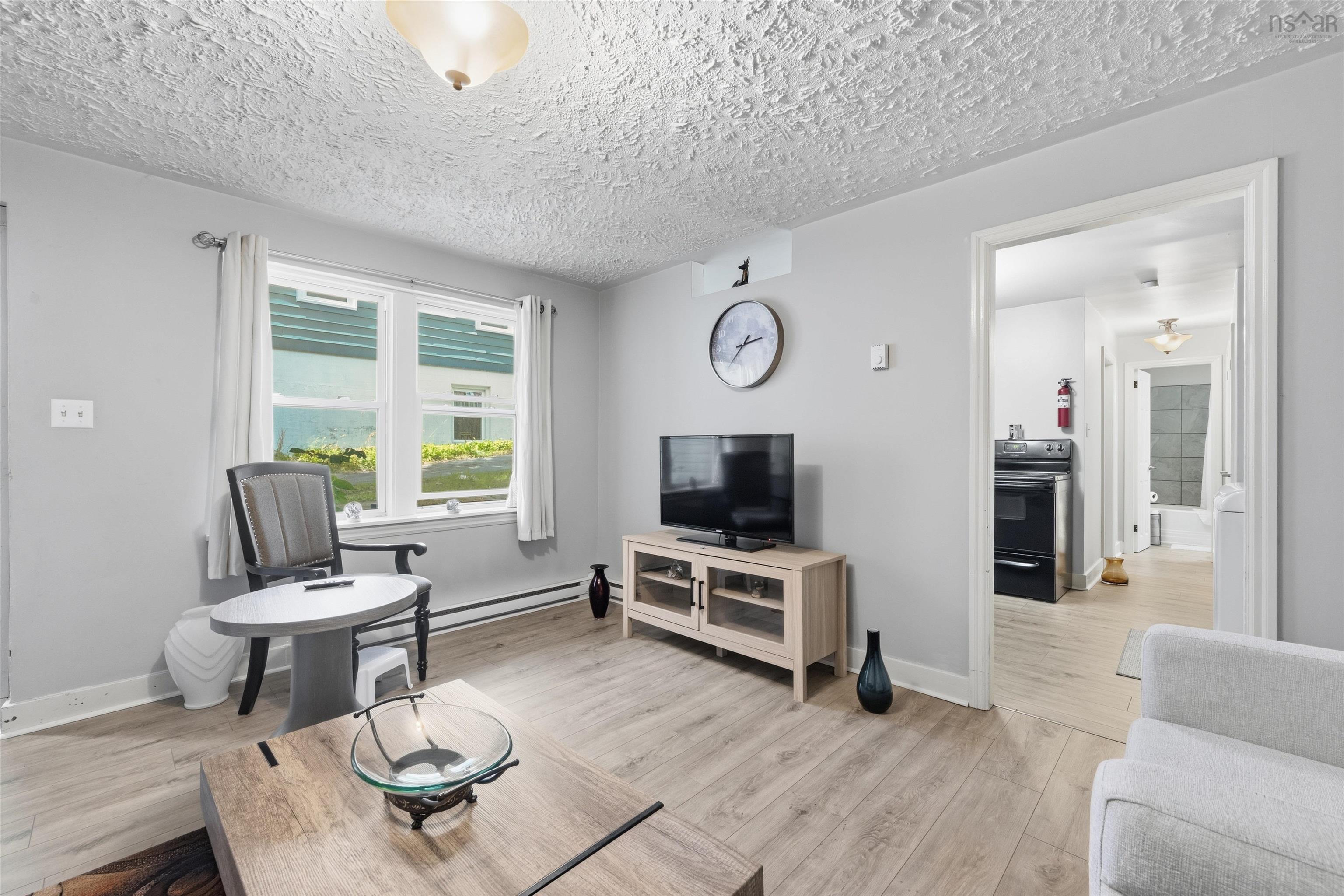 $699,900.00: 217 Victoria Road, Dartmouth