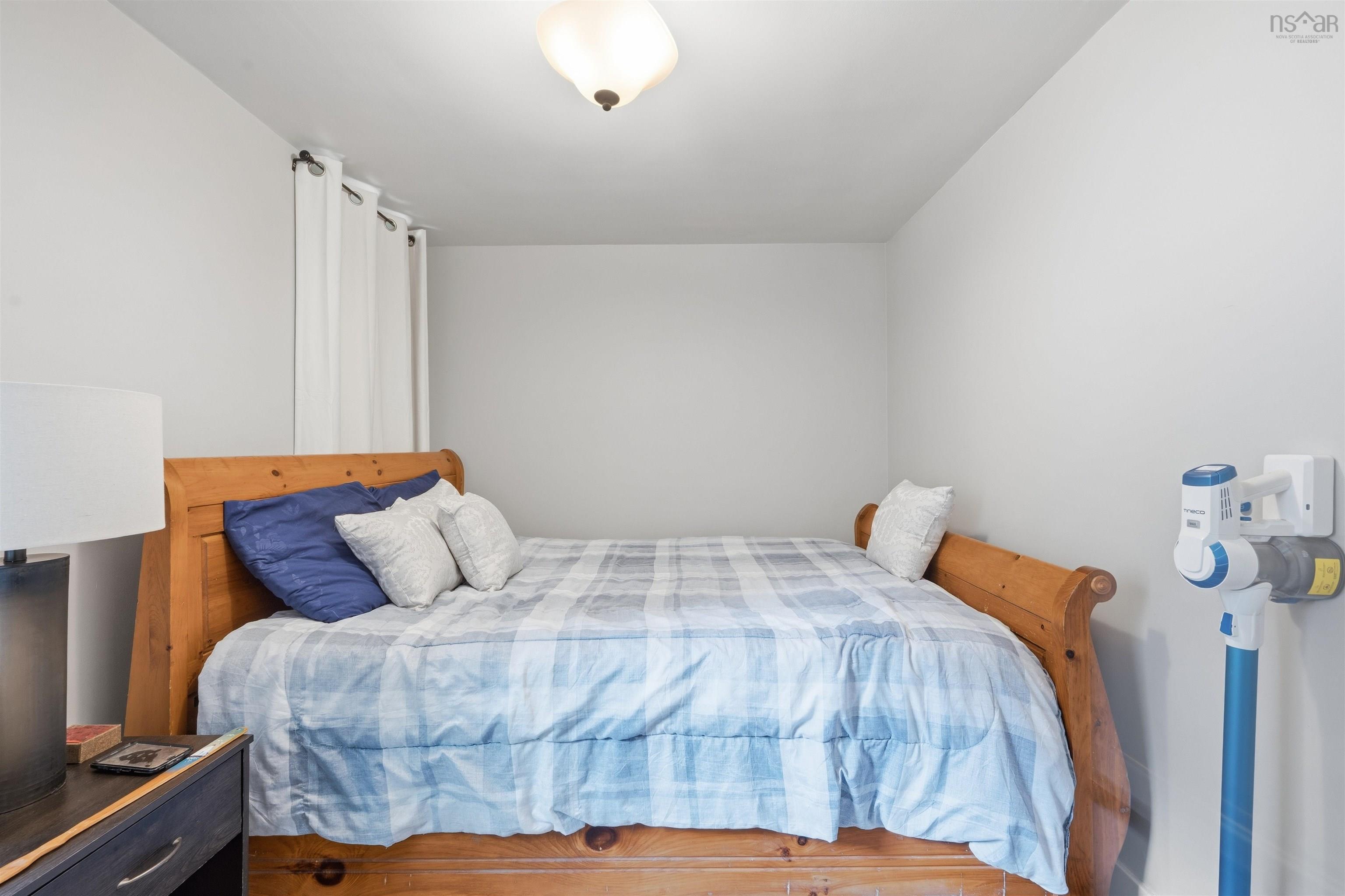 $699,900.00: 217 Victoria Road, Dartmouth