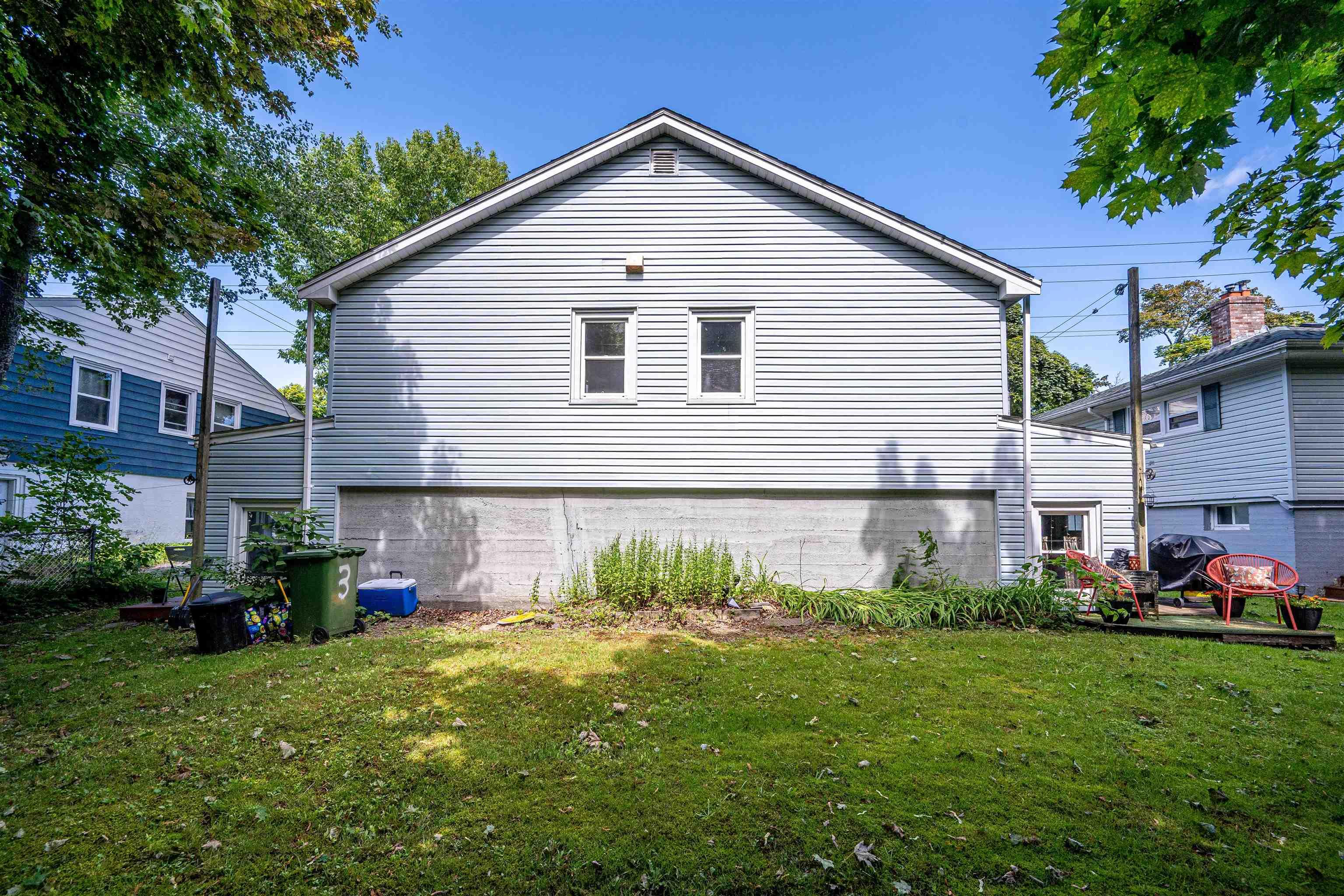 $699,900.00: 217 Victoria Road, Dartmouth