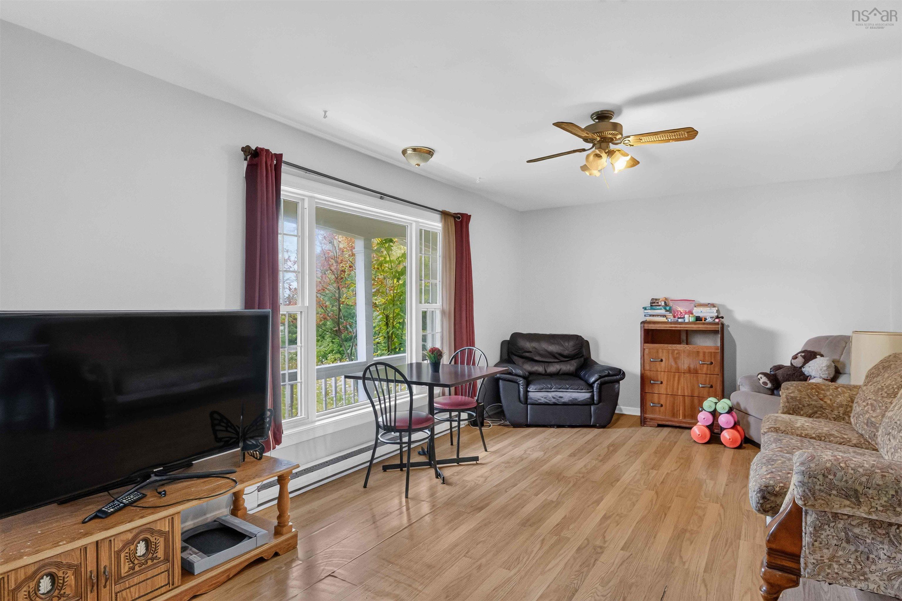 $529,000.00: 127 Highland Avenue, Wolfville