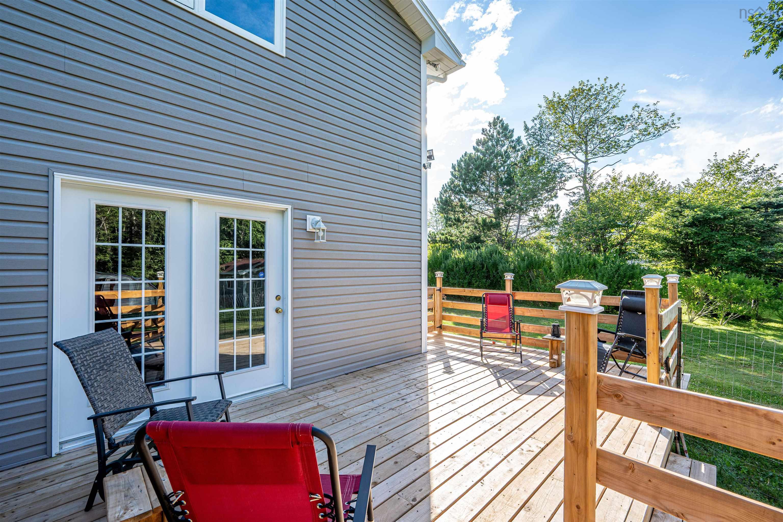 $599,900.00: 39 Delmerle Drive, Whites Lake