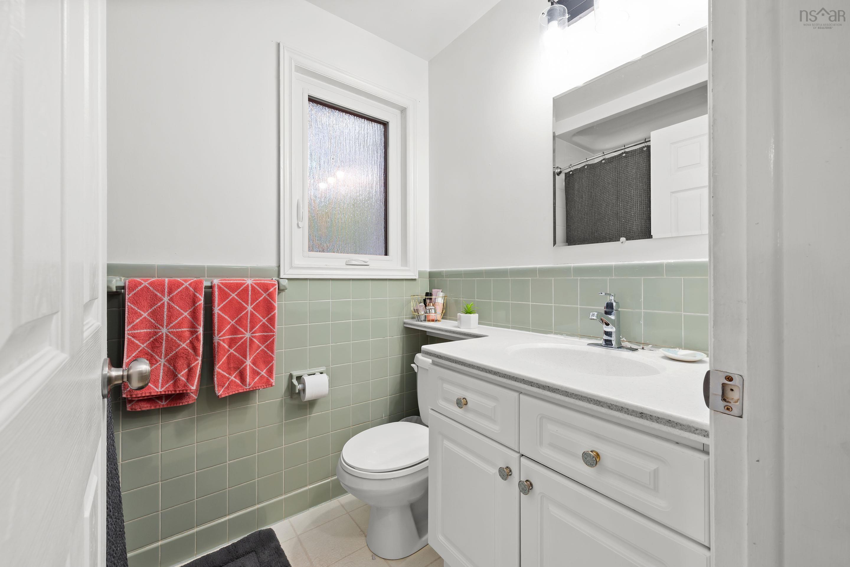 6 Plateau Crescent, Clayton Park, NS (MLS 202621067)