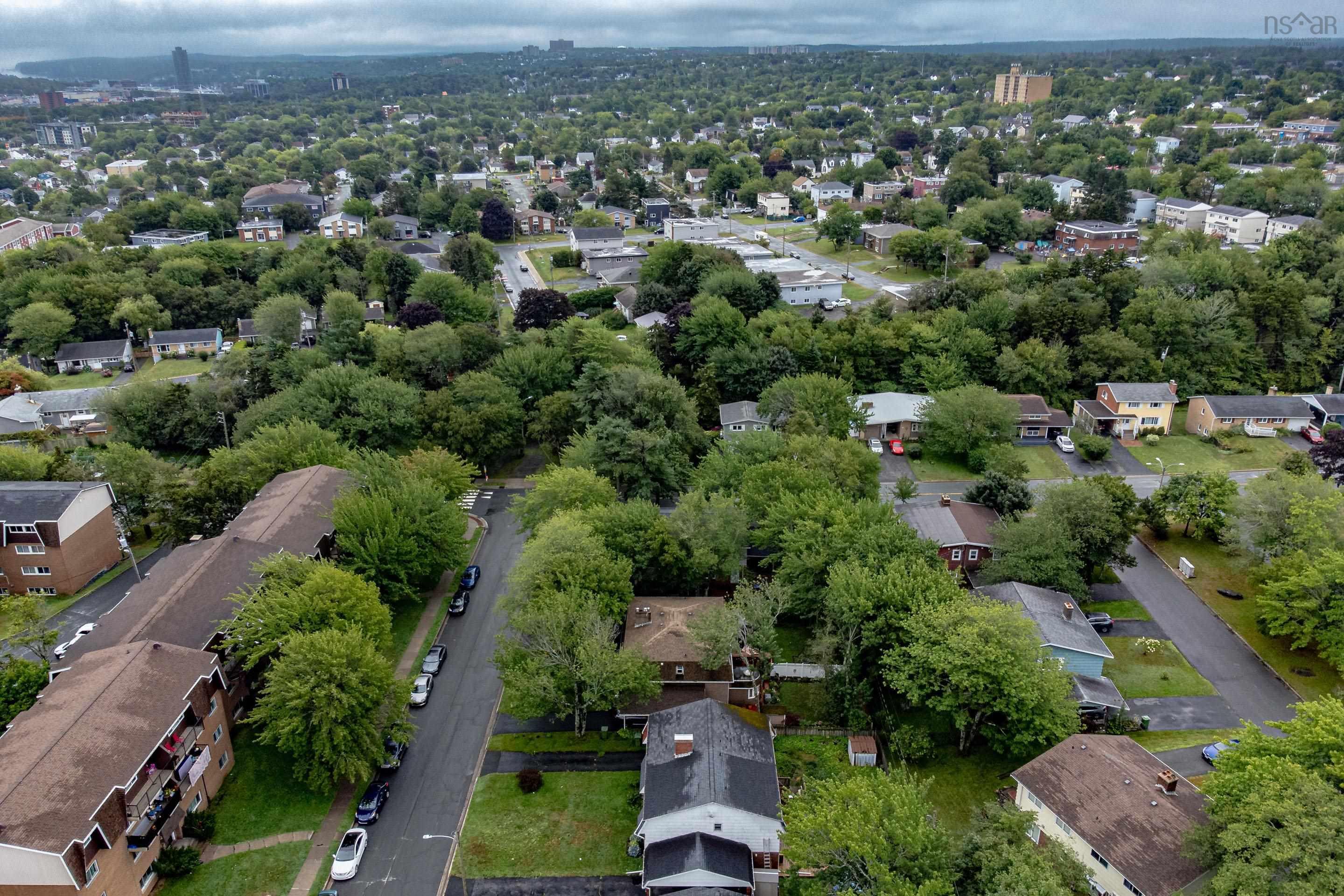 6 Plateau Crescent, Clayton Park, NS (MLS 202621067)