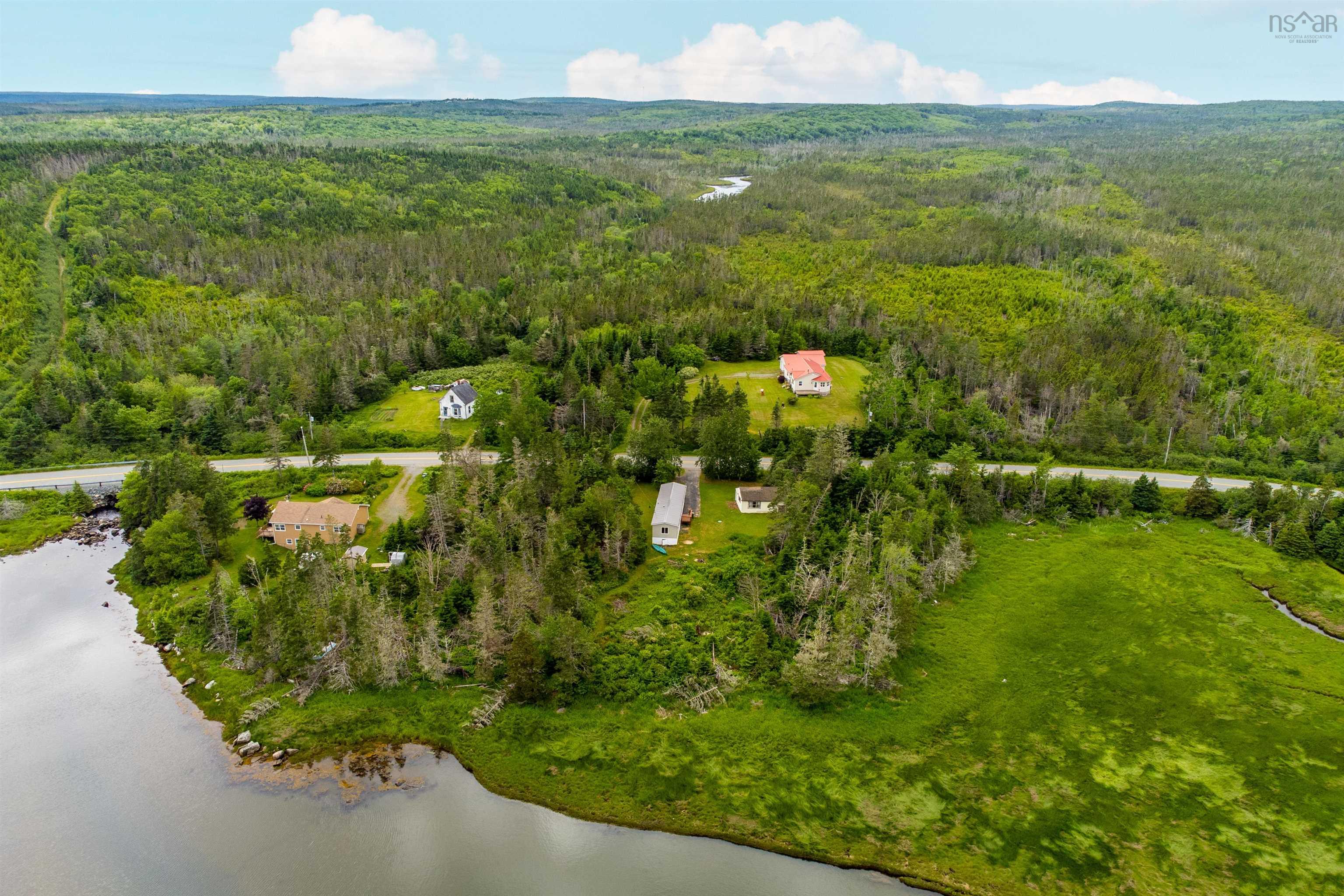$234,900.00: 2403 West Ship Harbour Road, Owls Head