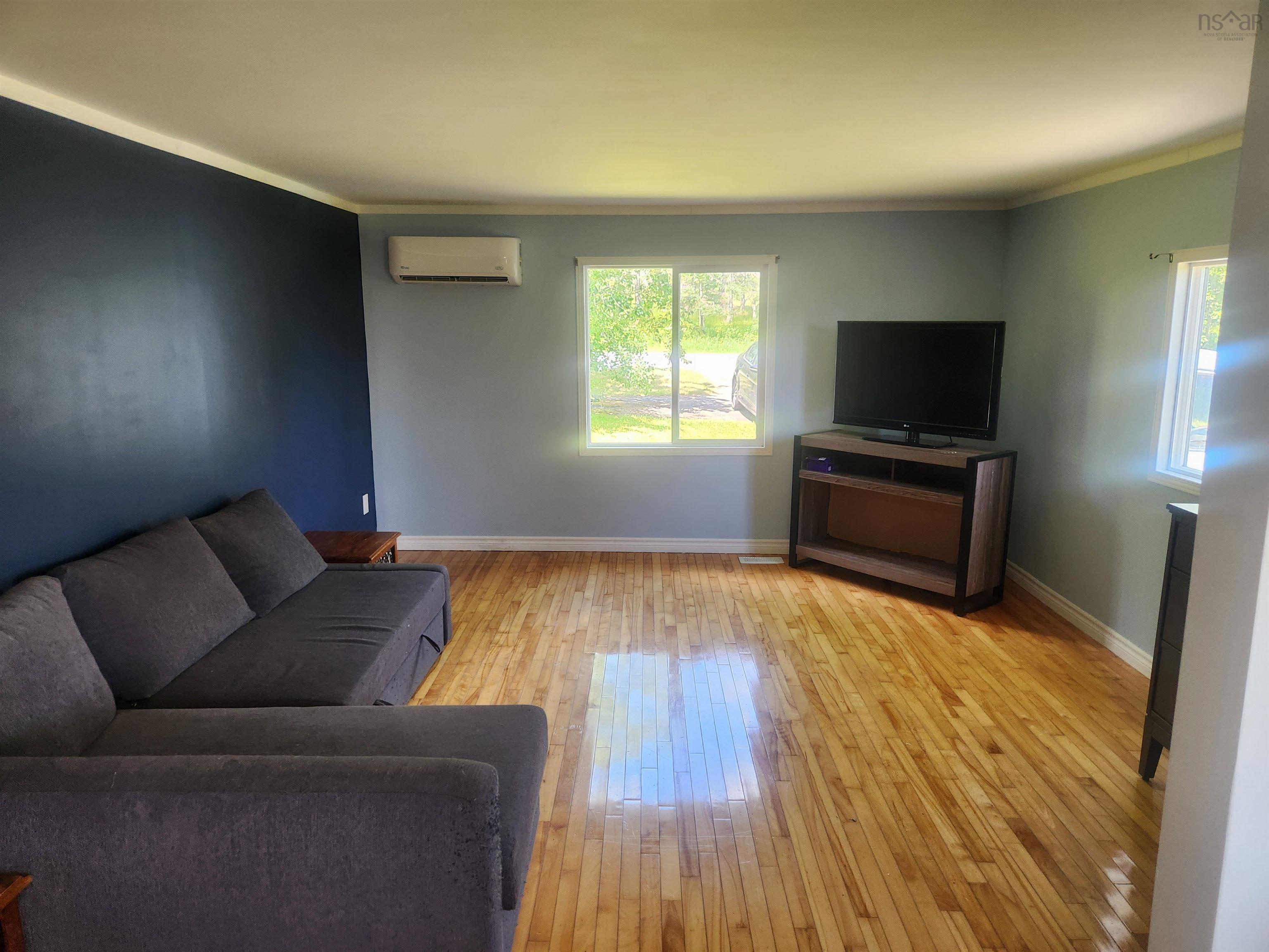 $234,900.00: 2403 West Ship Harbour Road, Owls Head