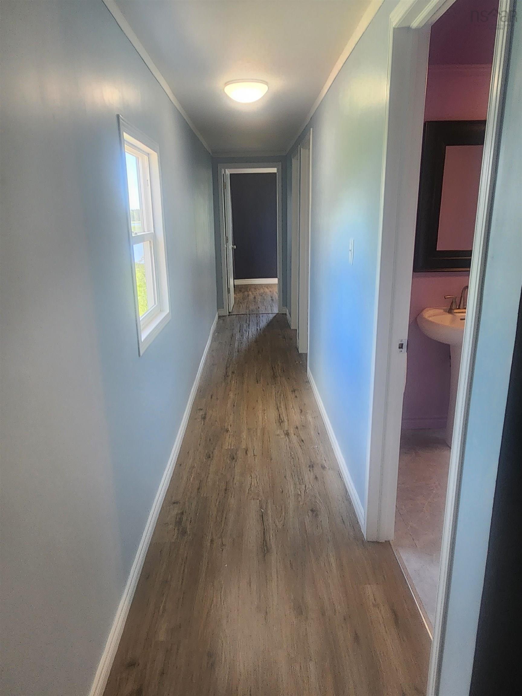 $234,900.00: 2403 West Ship Harbour Road, Owls Head