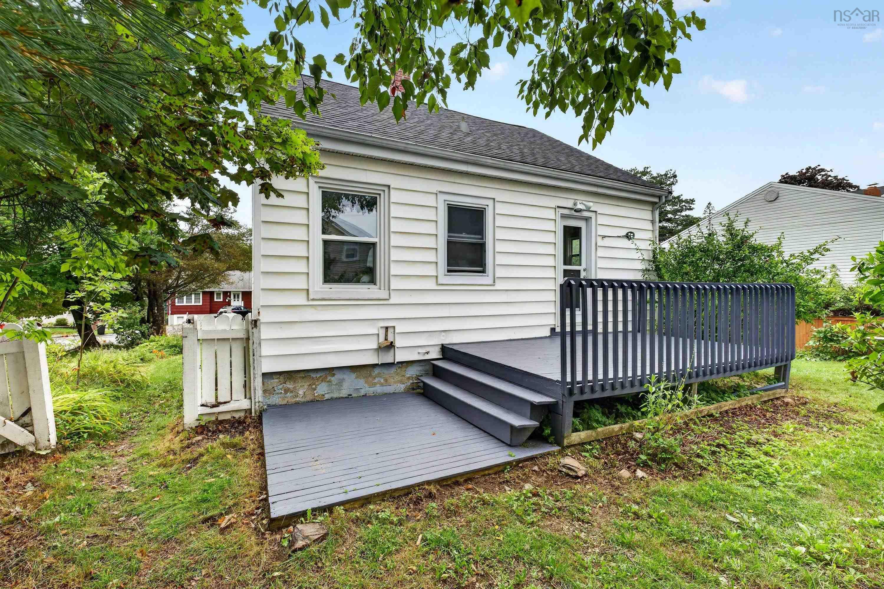 1 Piers Avenue, Fairmount, NS (MLS 202621102)