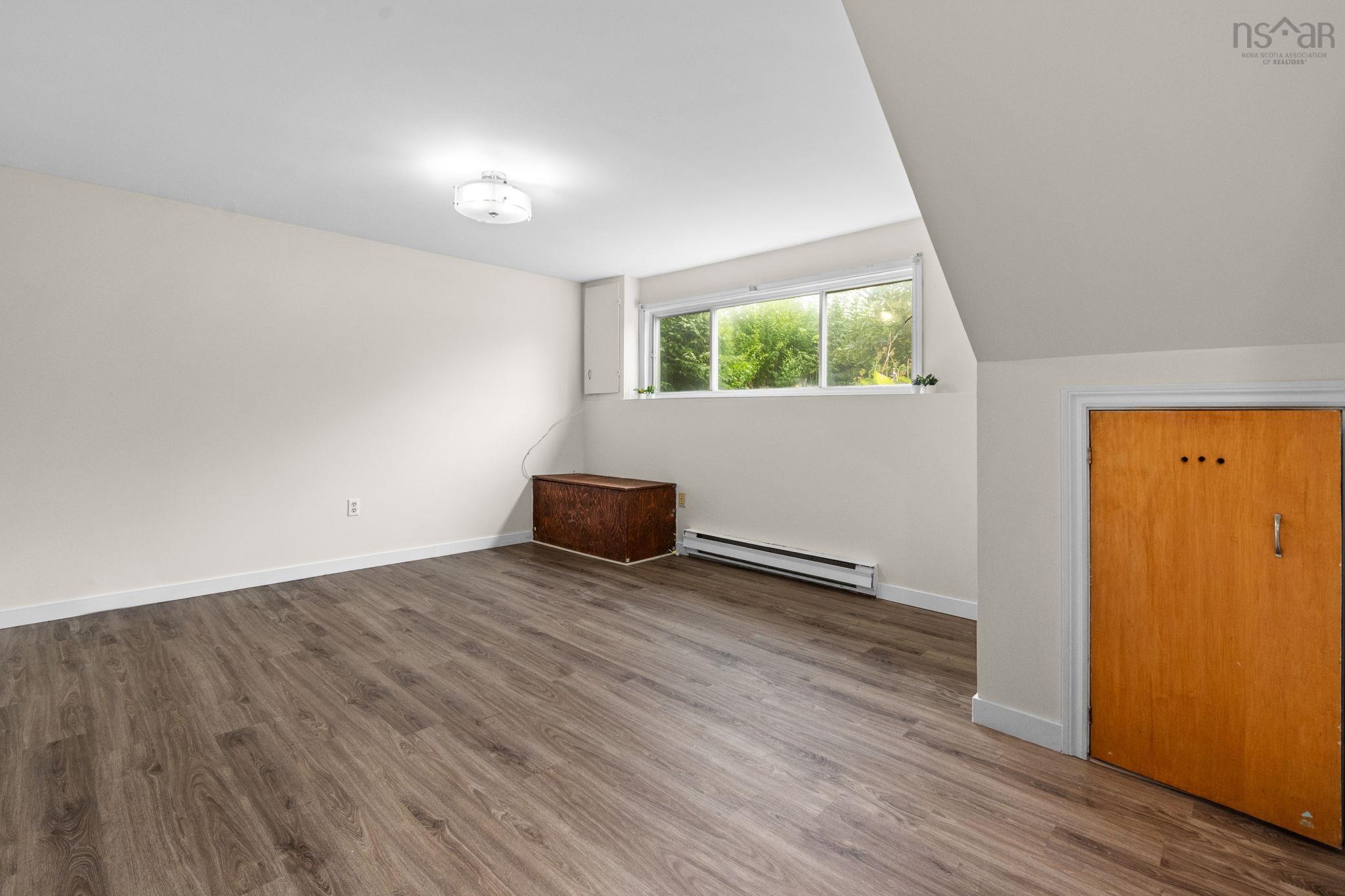1b Smith Avenue, Cole Harbour, NS (MLS 202621103)