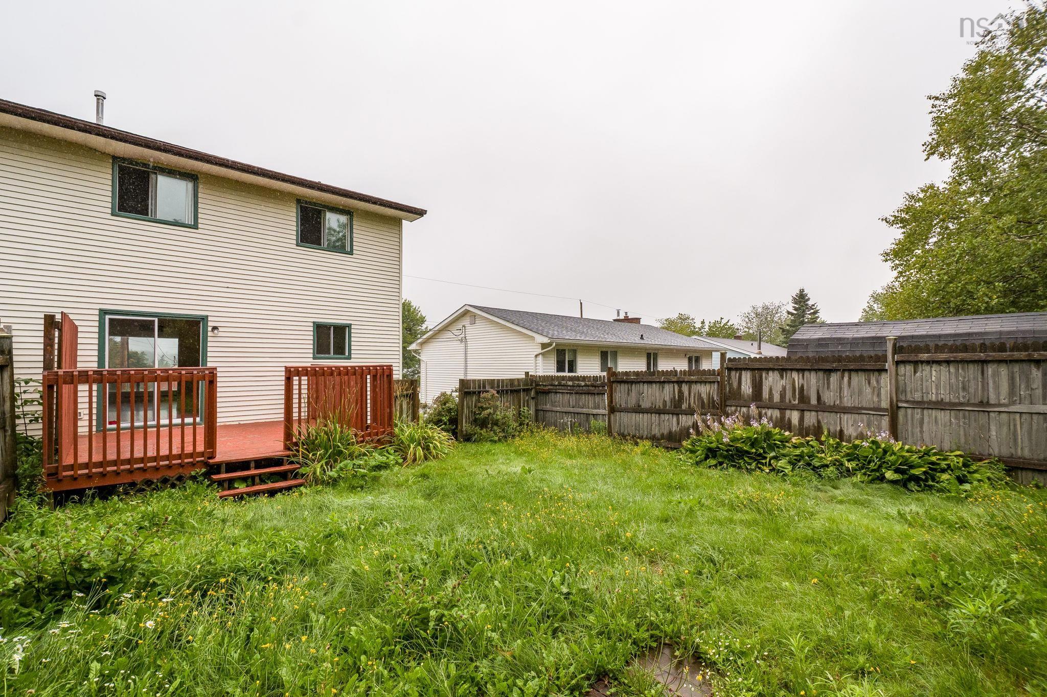 1b Smith Avenue, Cole Harbour, NS (MLS 202621103)