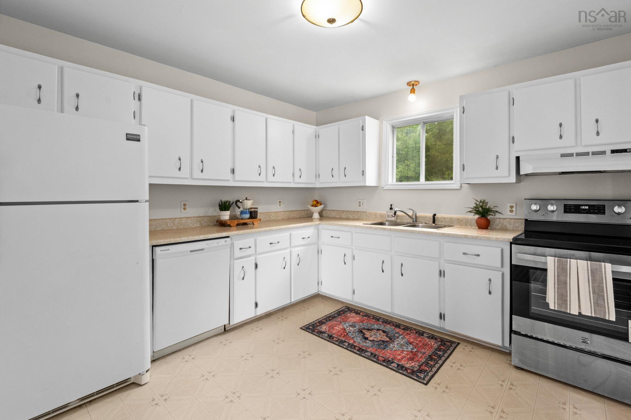 1b Smith Avenue, Cole Harbour, NS (MLS 202621103)