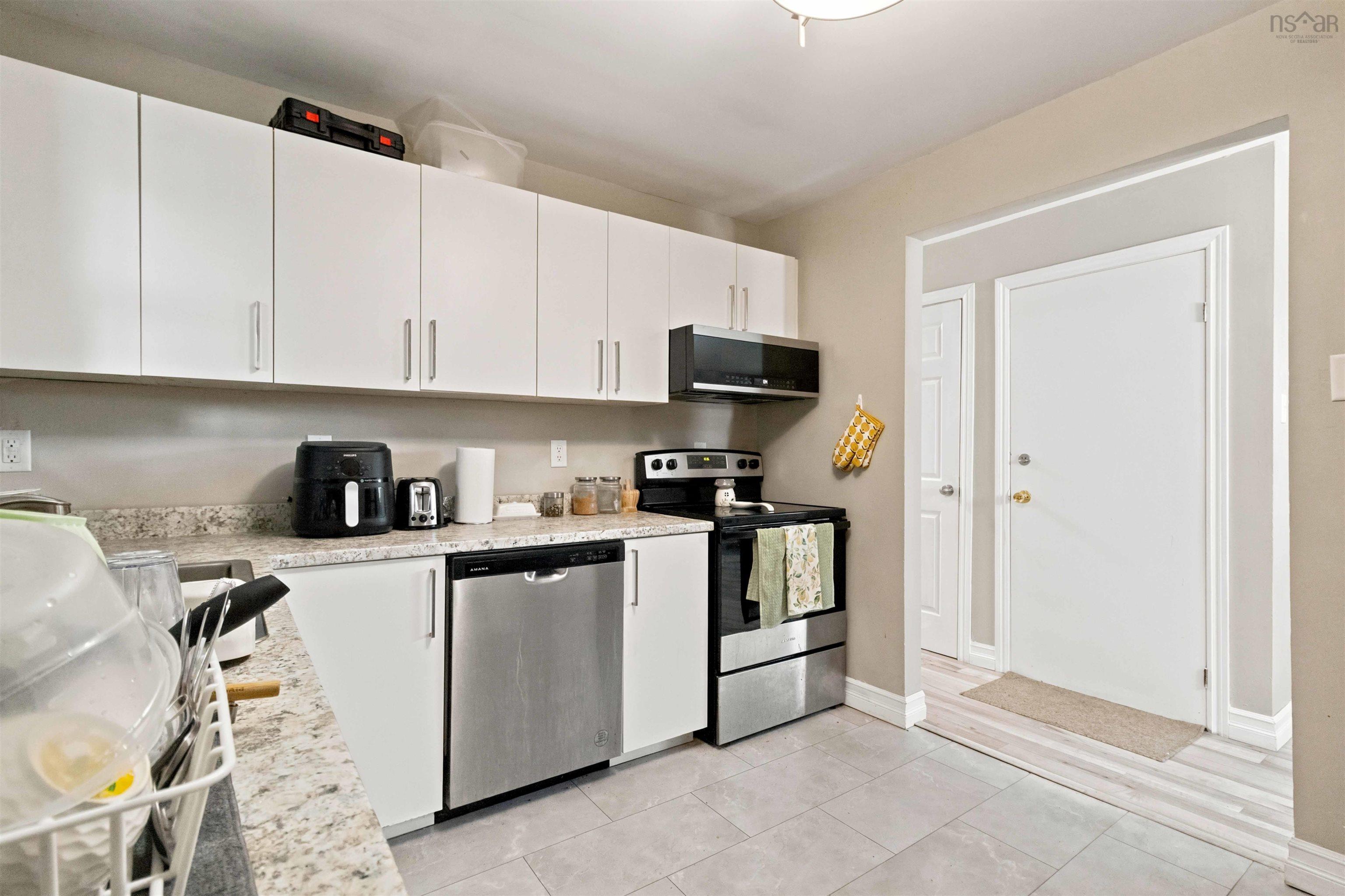 10 Sampson Drive, Lower Sackville, NS (MLS 202621111)