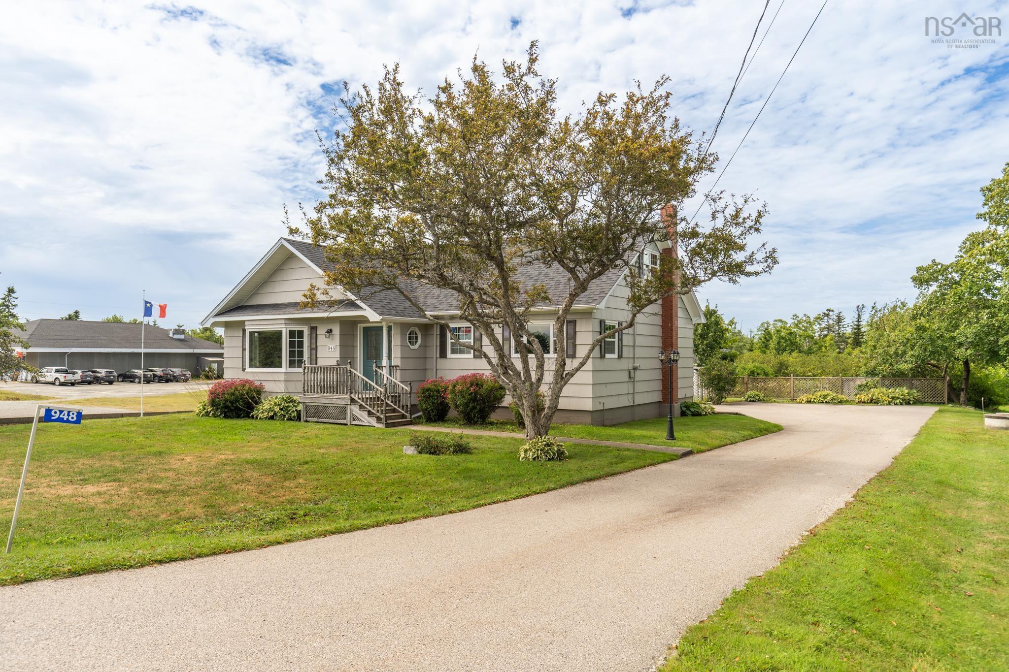 $275,000.00: 948 Highway 335, West Pubnico