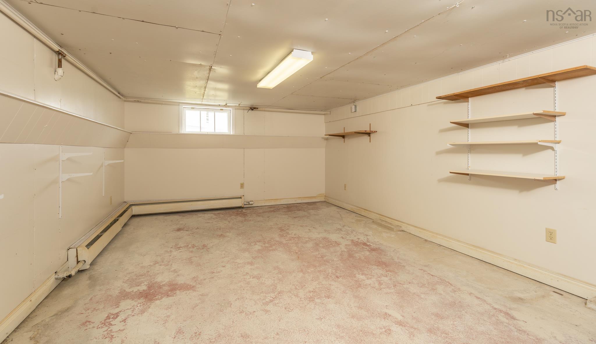 $275,000.00: 948 Highway 335, West Pubnico