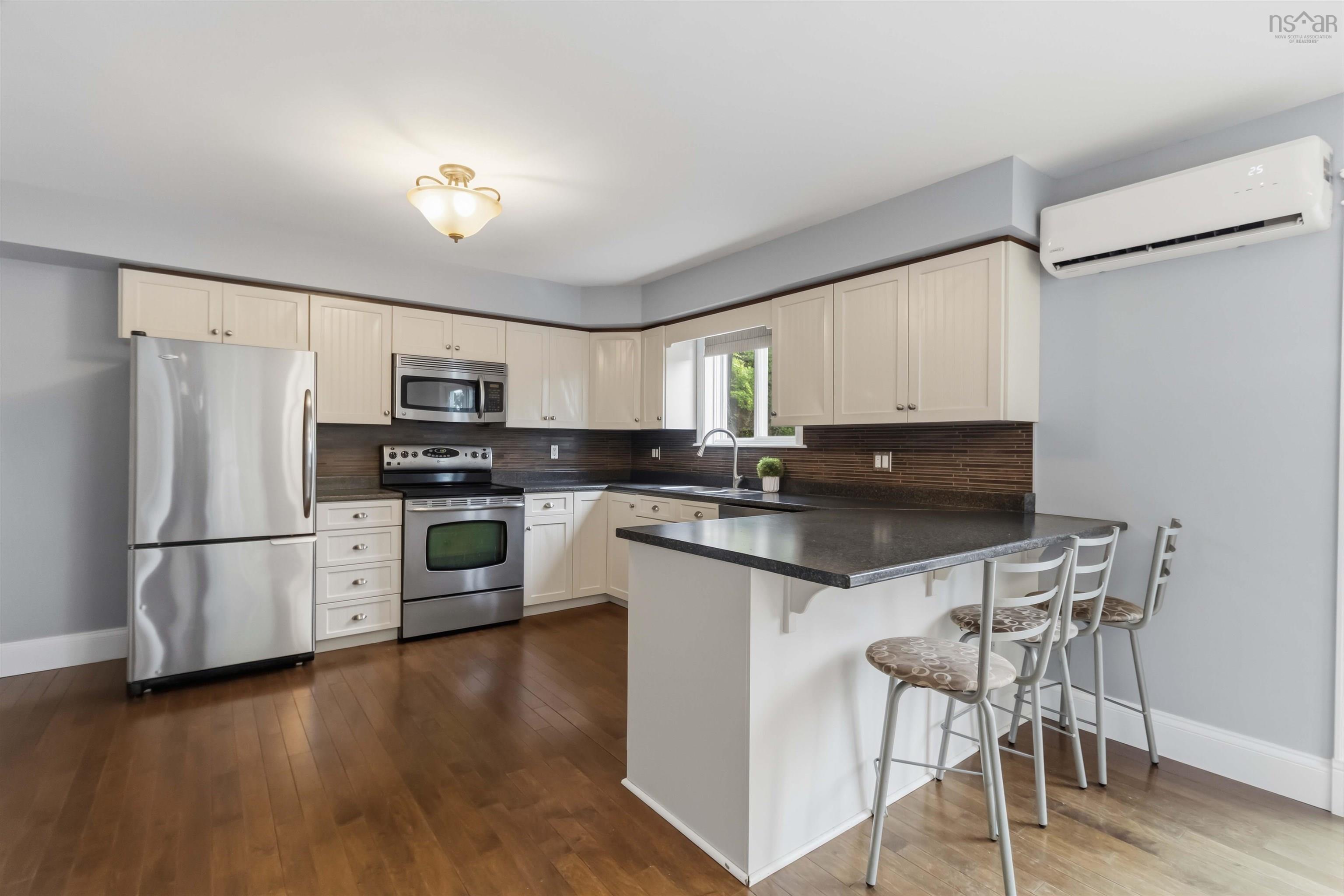207 Cresthaven Drive, Halifax, NS (MLS 202621124)