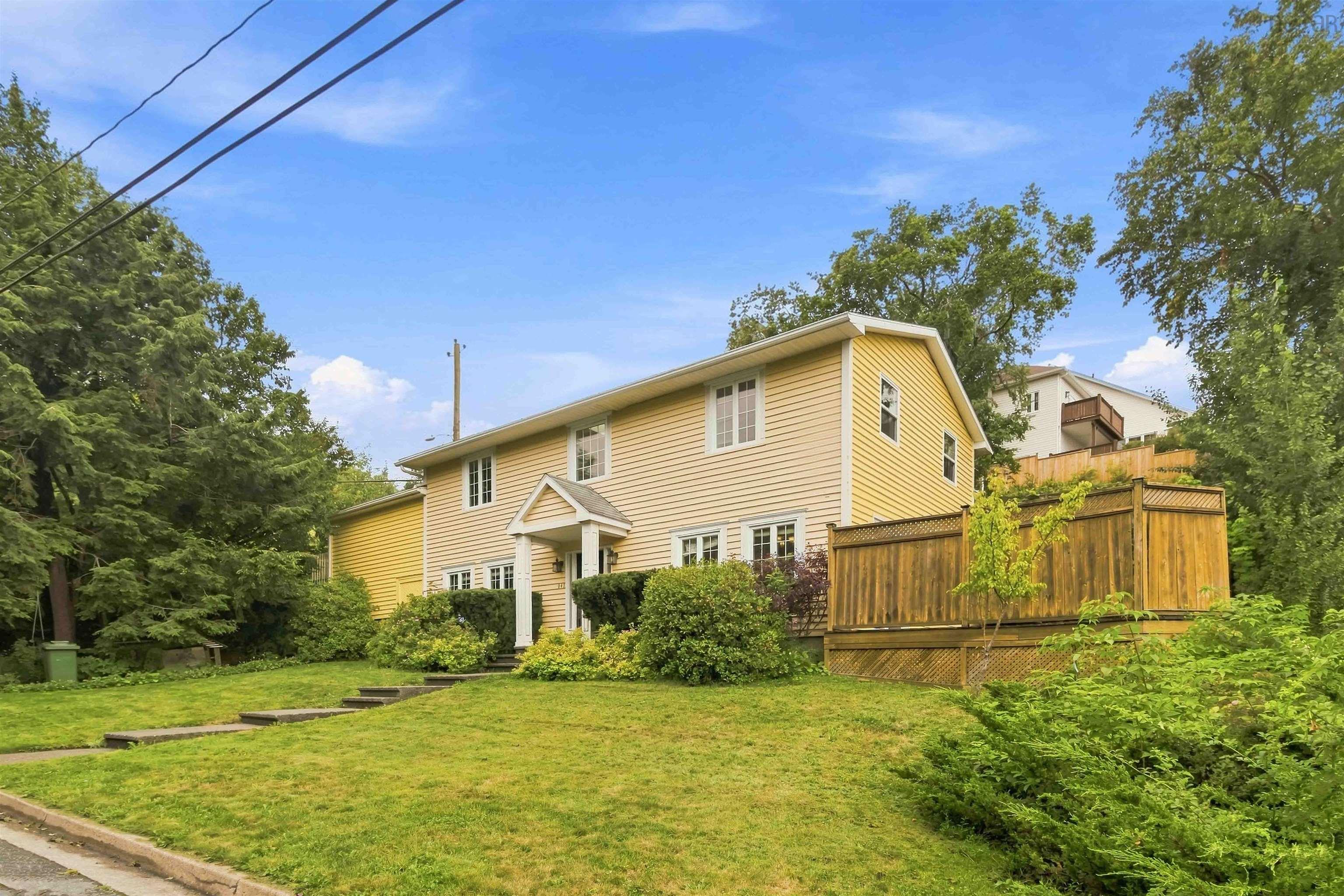 207 Cresthaven Drive, Halifax, NS (MLS 202621124)