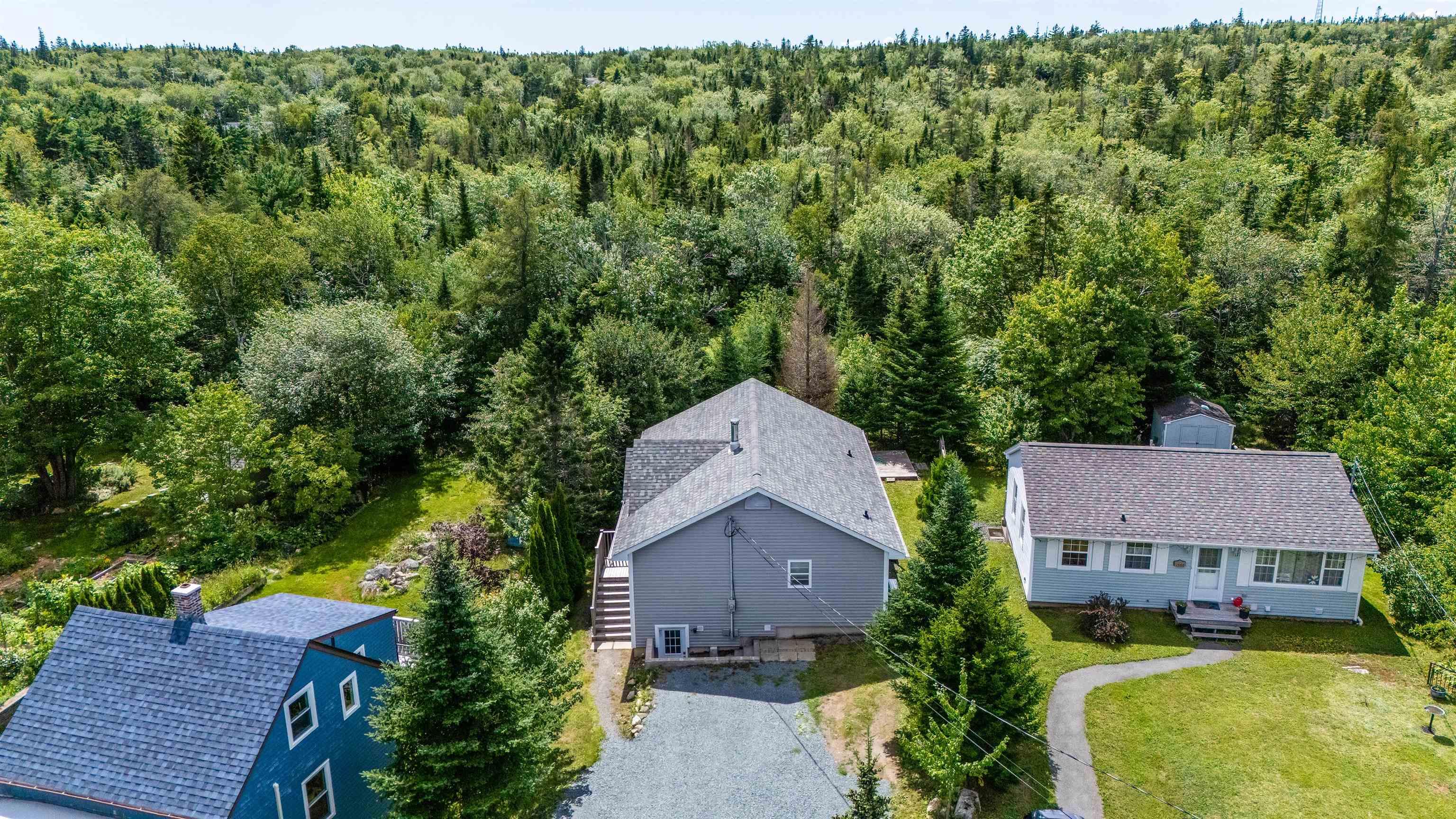 $569,900.00: 1562 St Margarets Bay Road, Lakeside