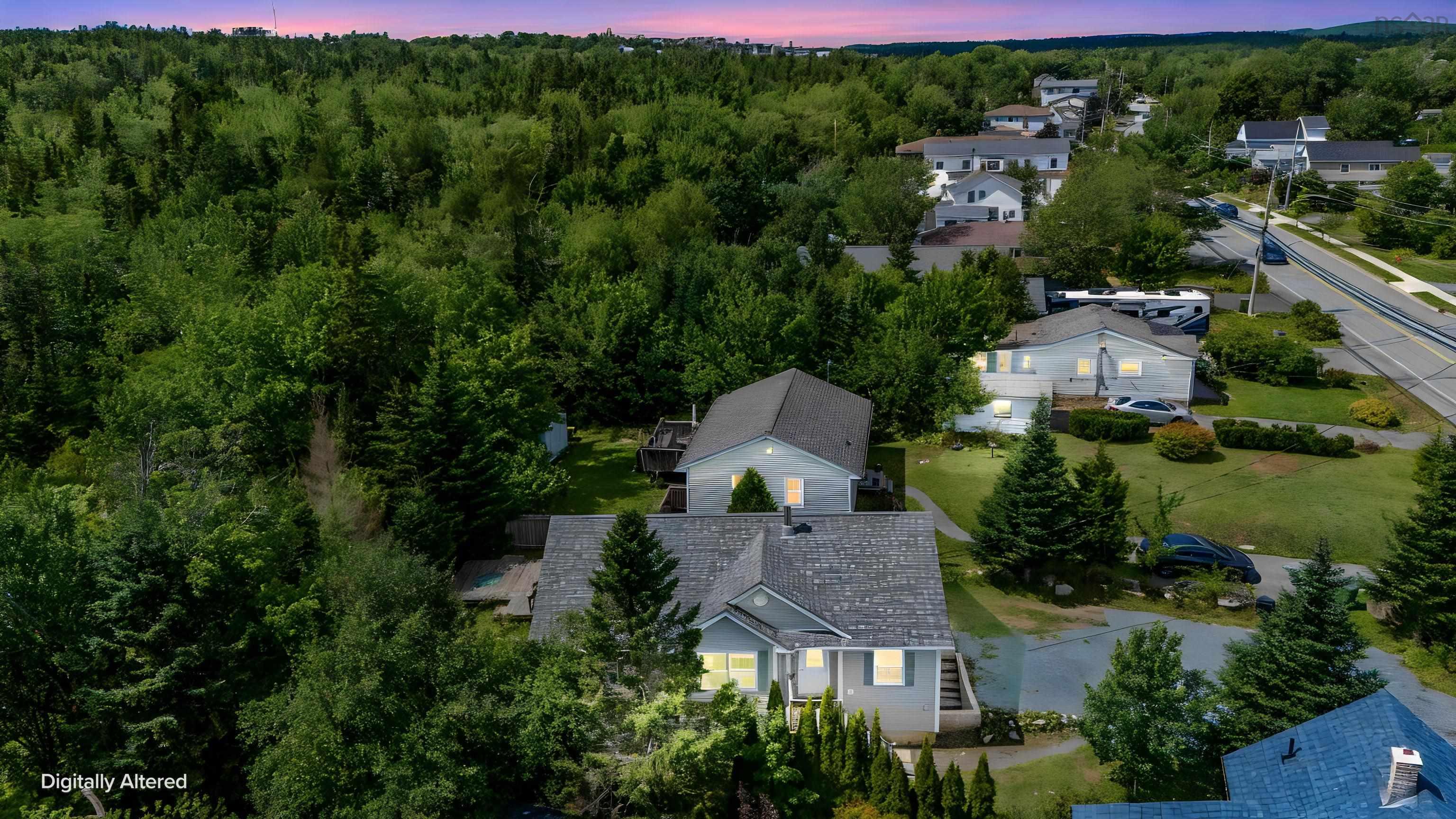 $569,900.00: 1562 St Margarets Bay Road, Lakeside
