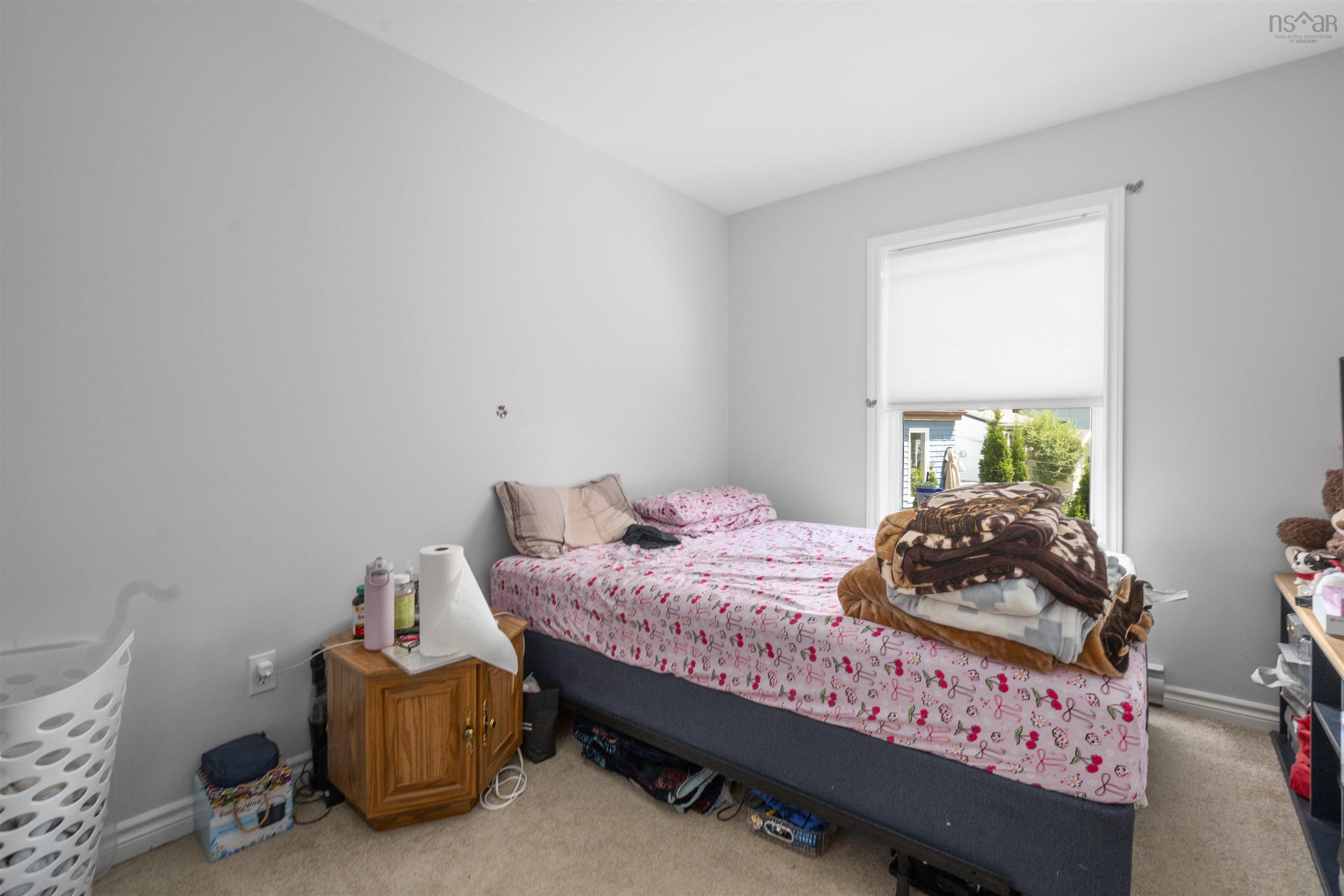 $569,900.00: 1562 St Margarets Bay Road, Lakeside