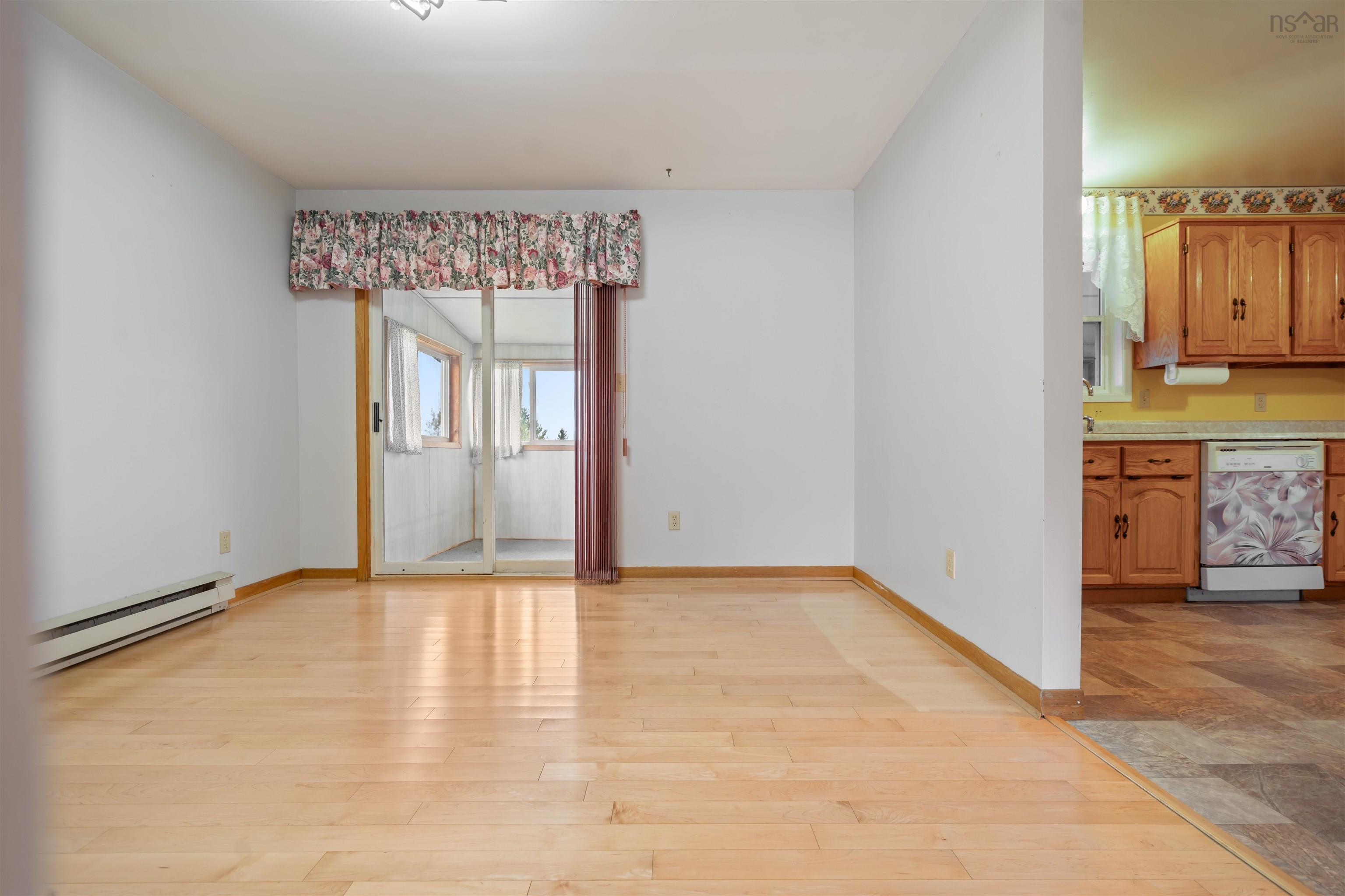 $314,900.00: 9 Anderson Court, Trenton
