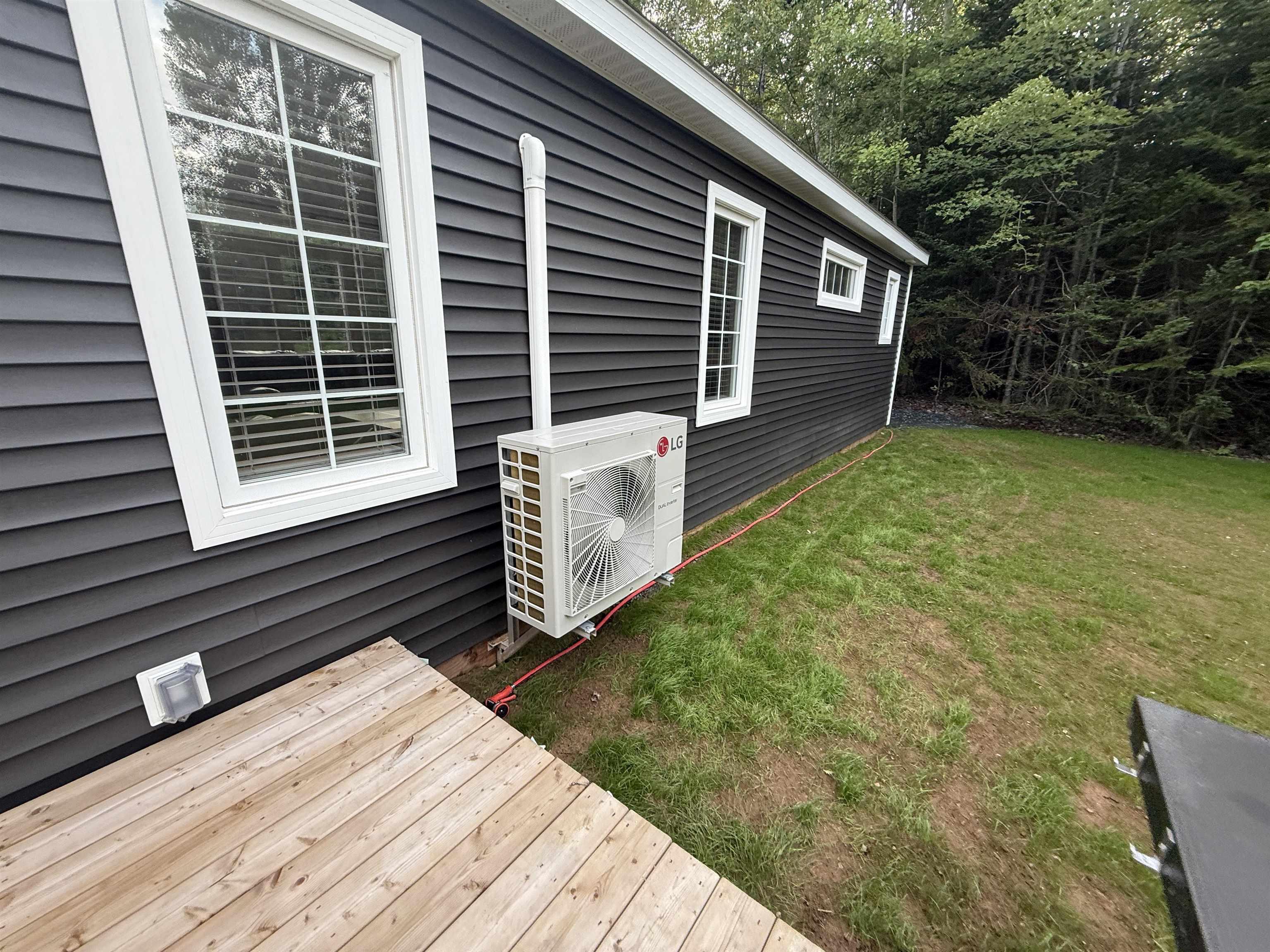$489,900.00: 14 7101 Highway 14, Nine Mile River
