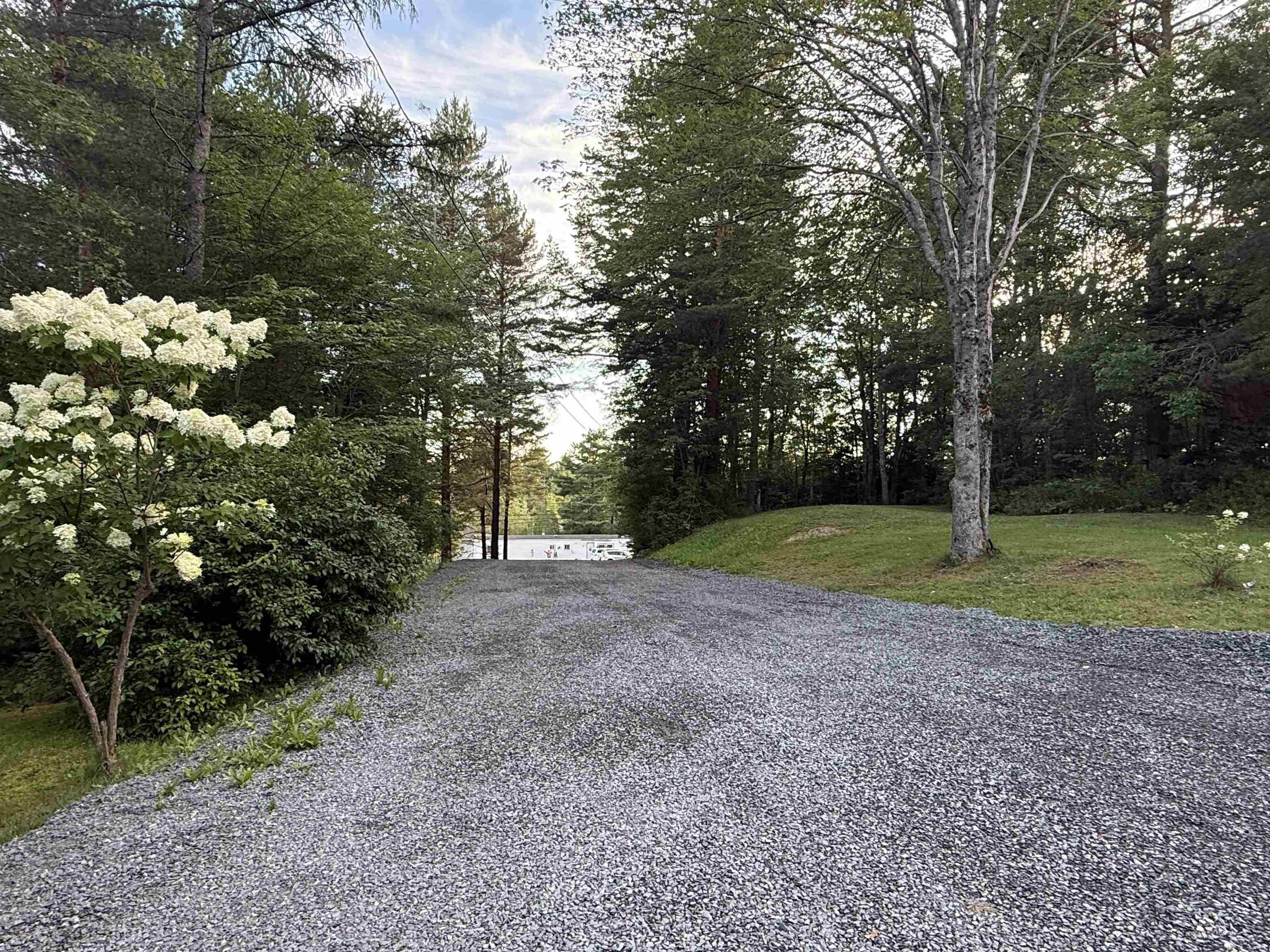 $489,900.00: 14 7101 Highway 14, Nine Mile River