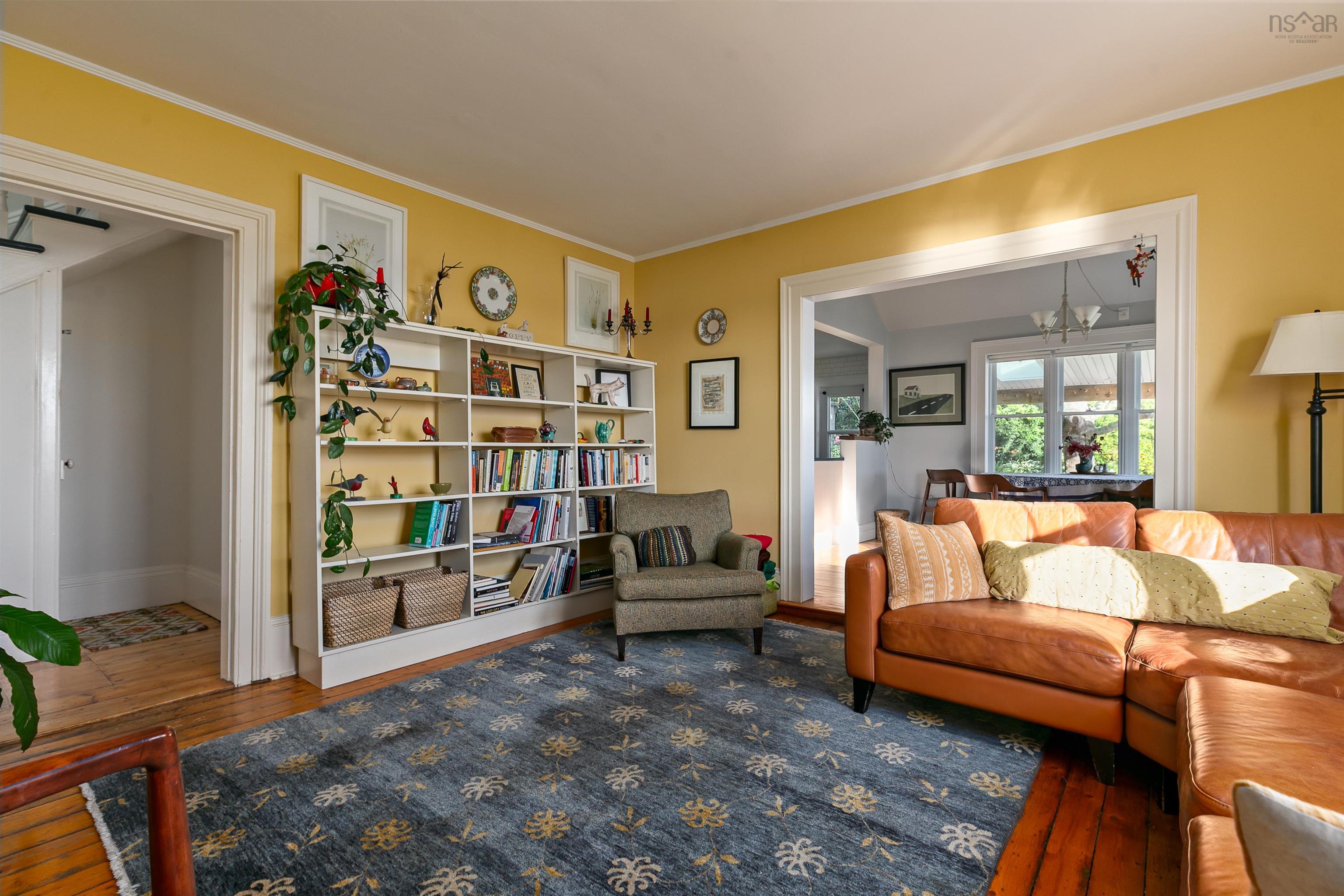 $949,900.00: 33 Cuisack Street, Dartmouth