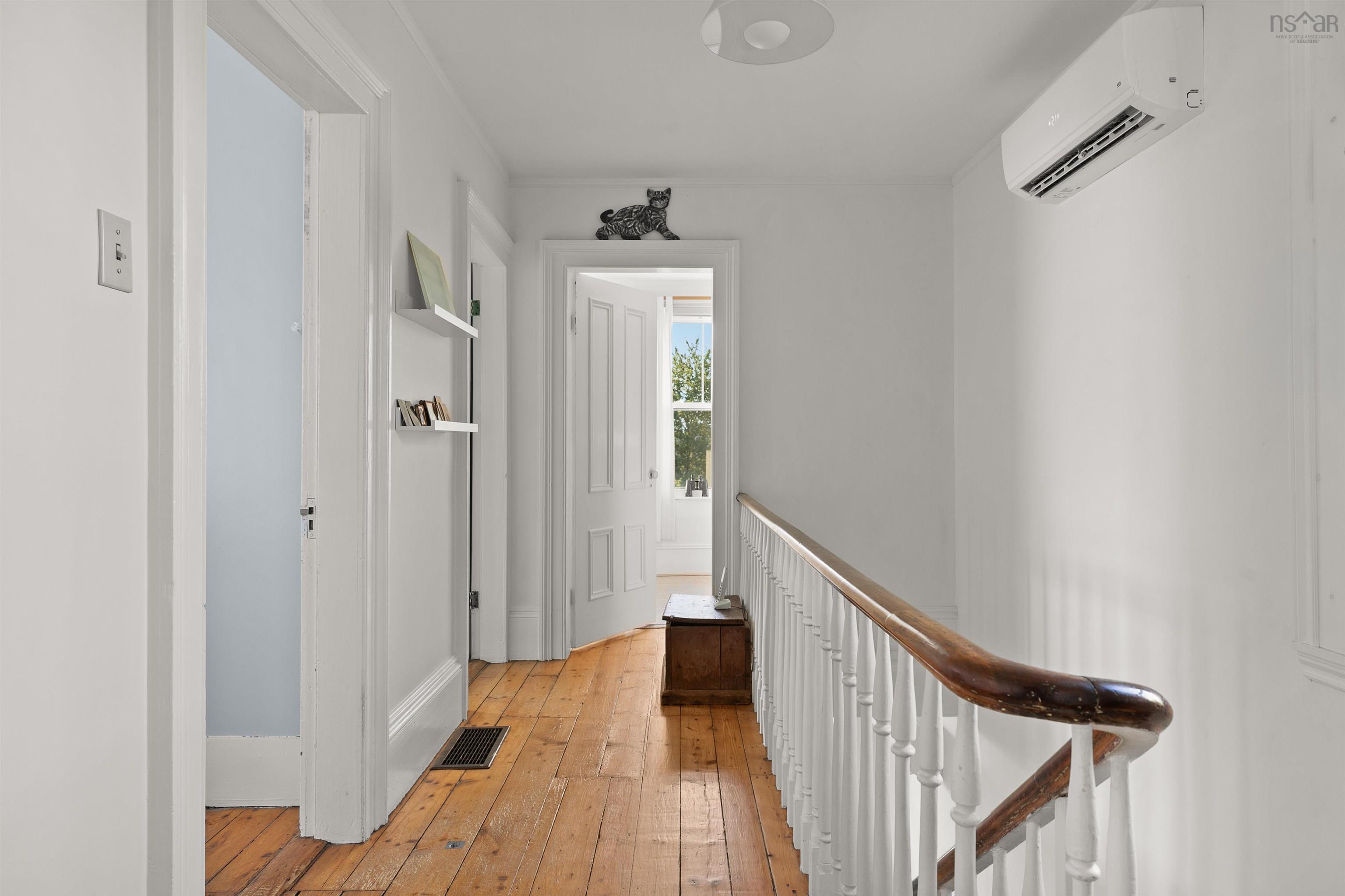 $949,900.00: 33 Cuisack Street, Dartmouth