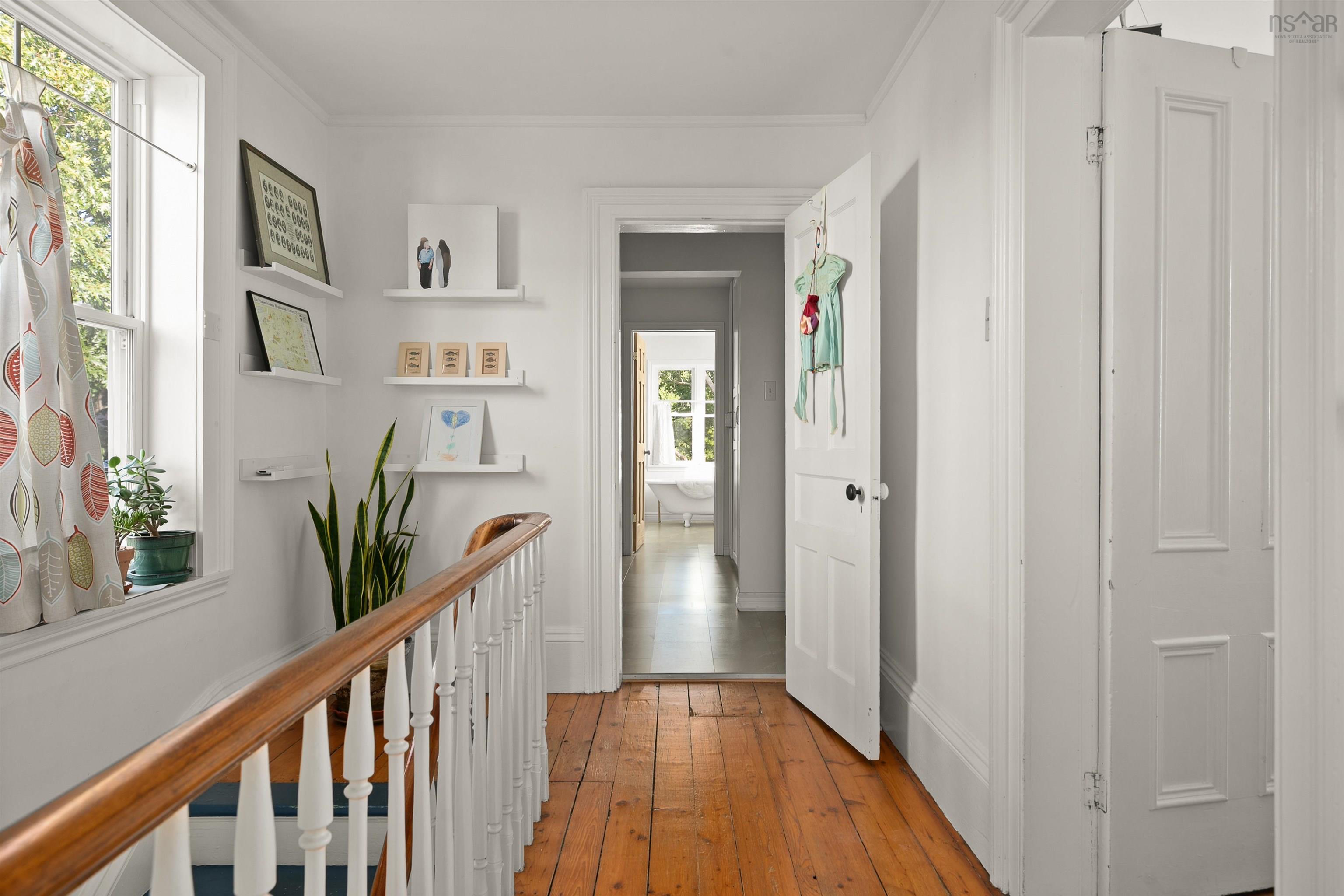 $949,900.00: 33 Cuisack Street, Dartmouth