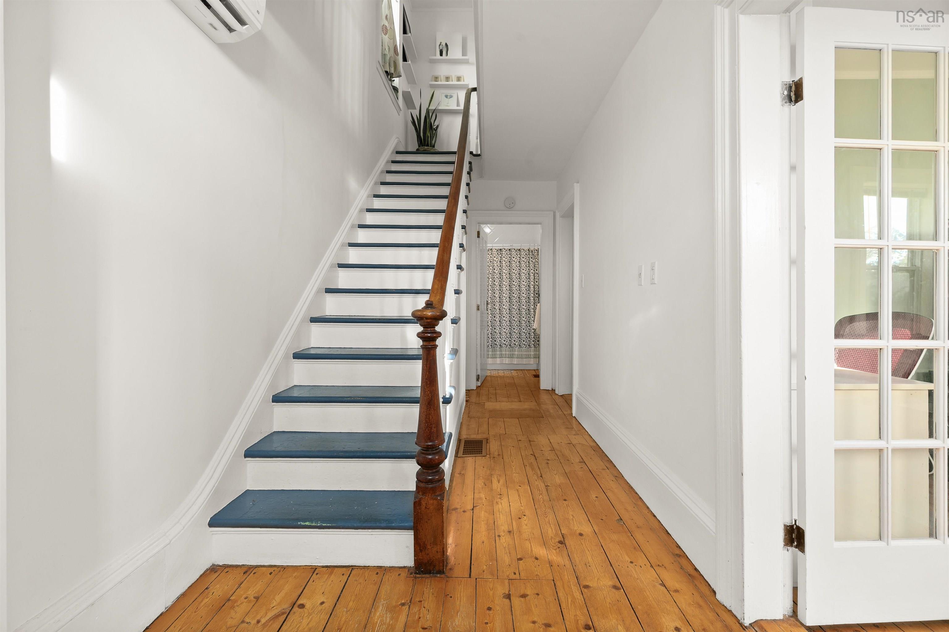 $949,900.00: 33 Cuisack Street, Dartmouth