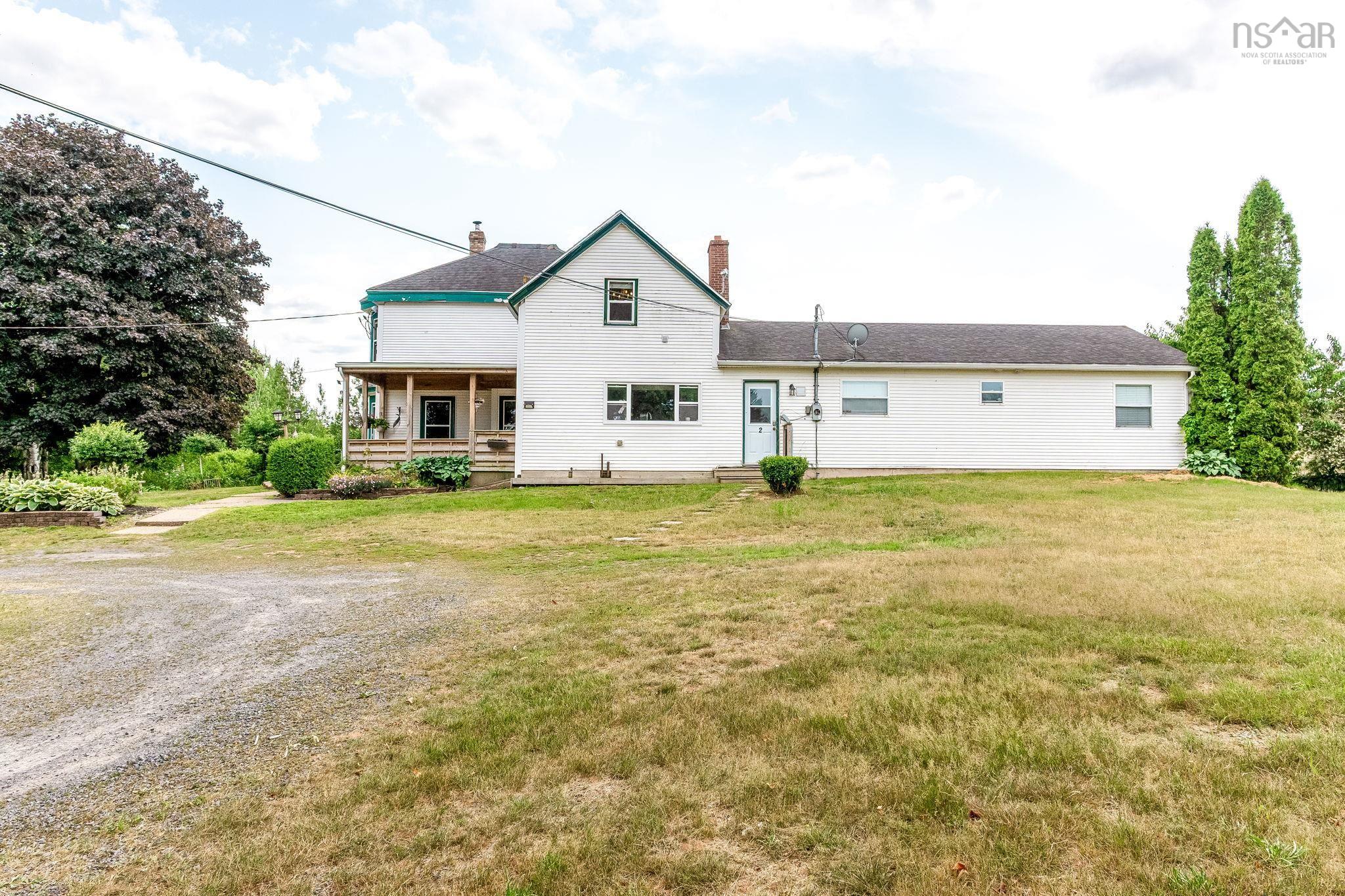 $649,900.00: 8843 221 Highway, Sheffield Mills