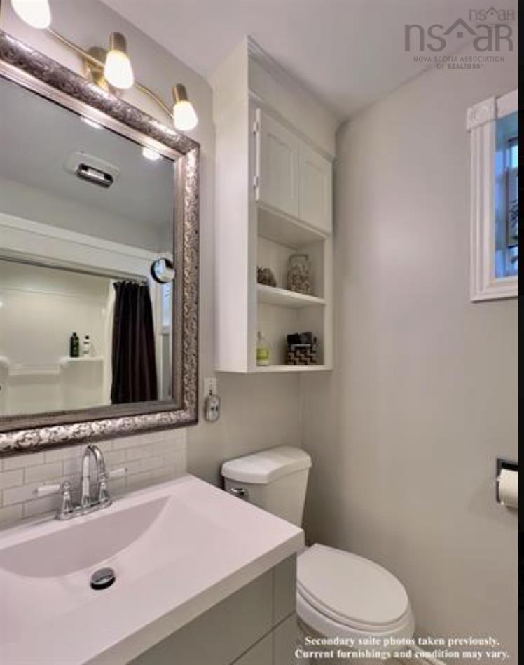 $649,900.00: 8843 221 Highway, Sheffield Mills