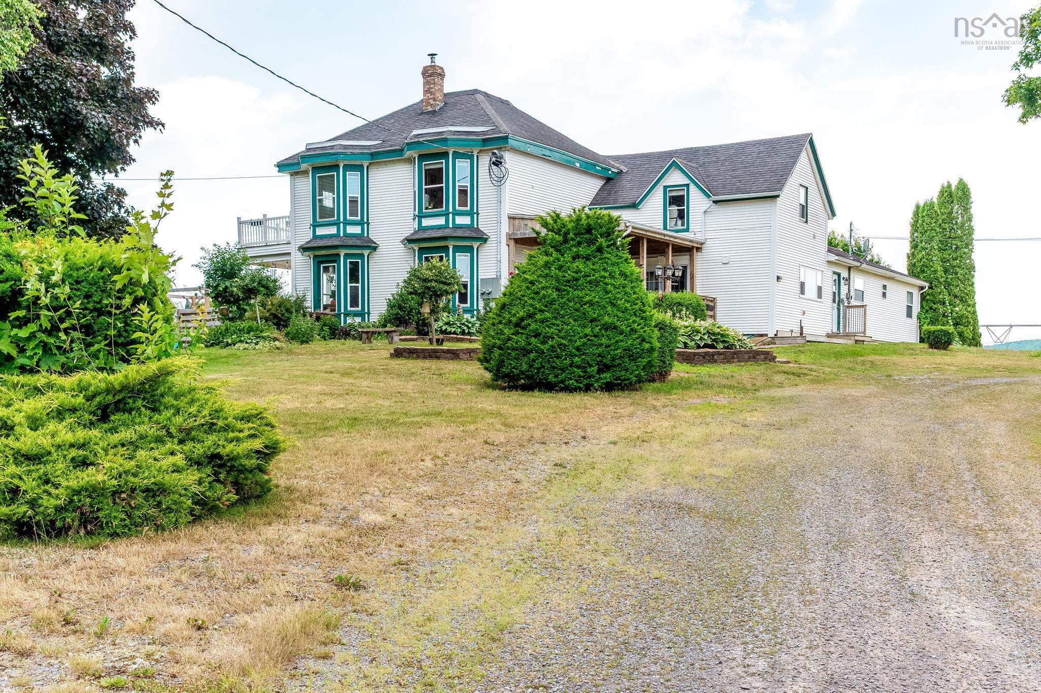 $649,900.00: 8843 221 Highway, Sheffield Mills