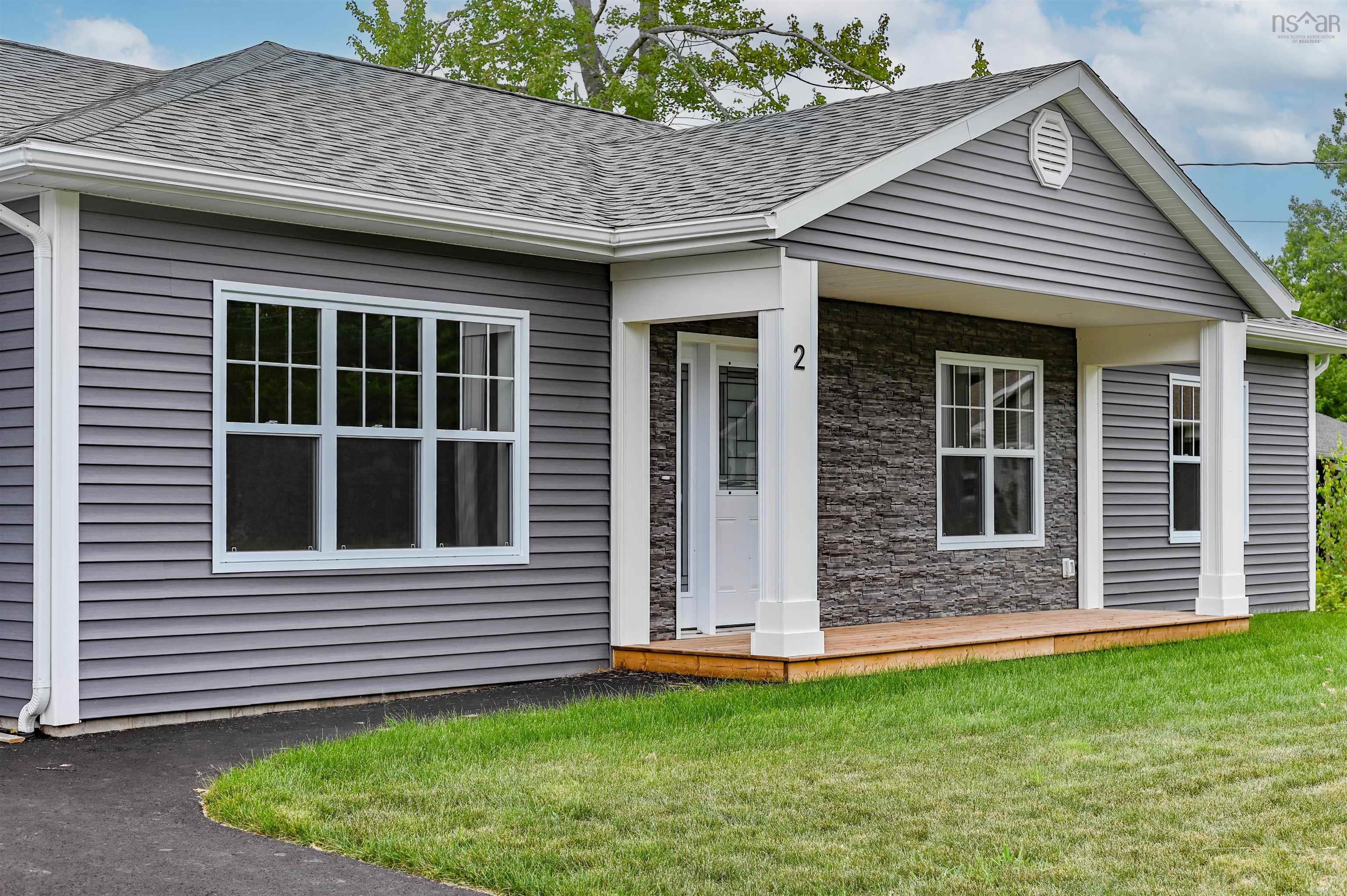 $569,900.00: 2 Lacey Drive Centreville, Centreville