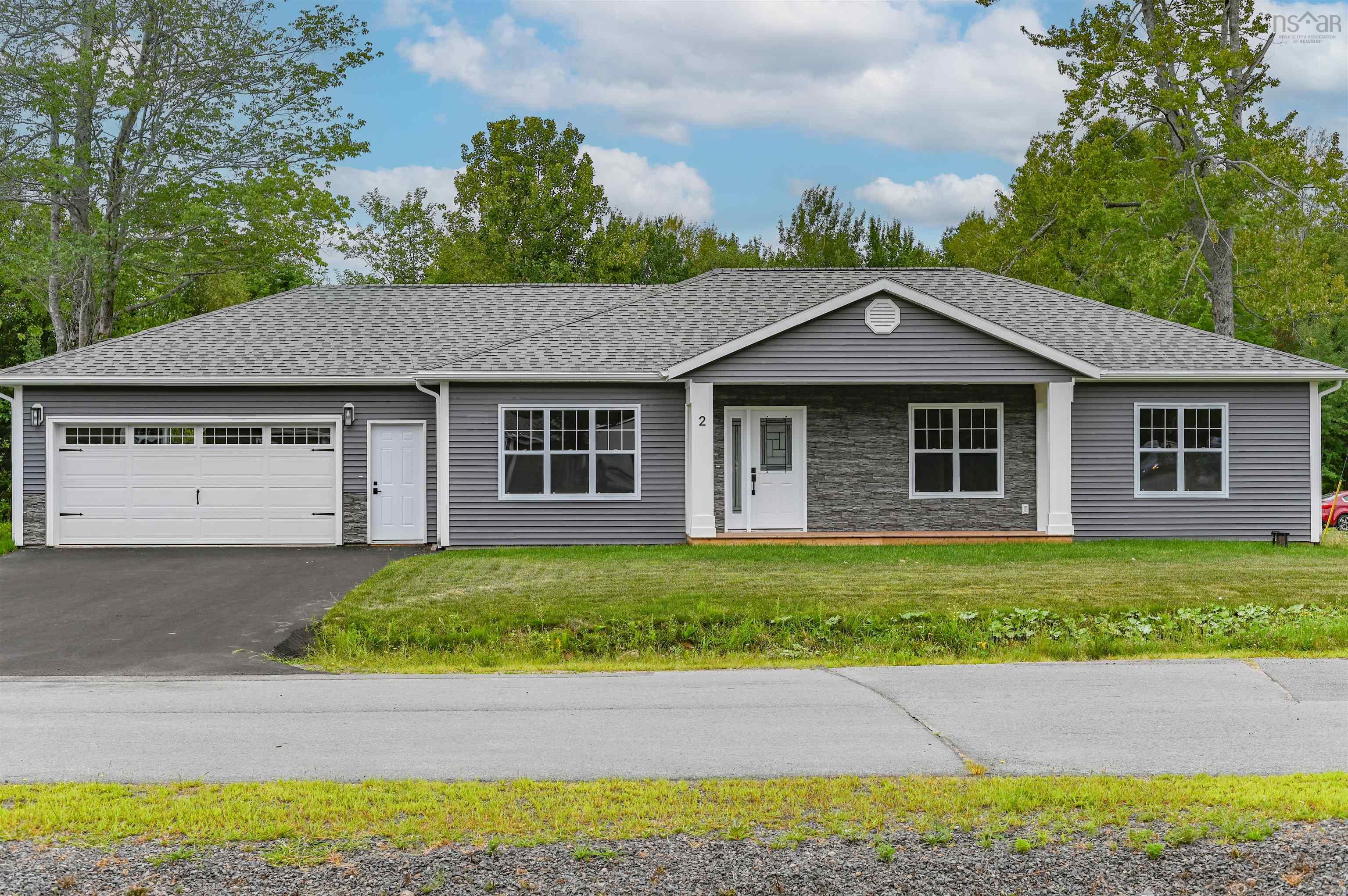$569,900.00: 2 Lacey Drive Centreville, Centreville