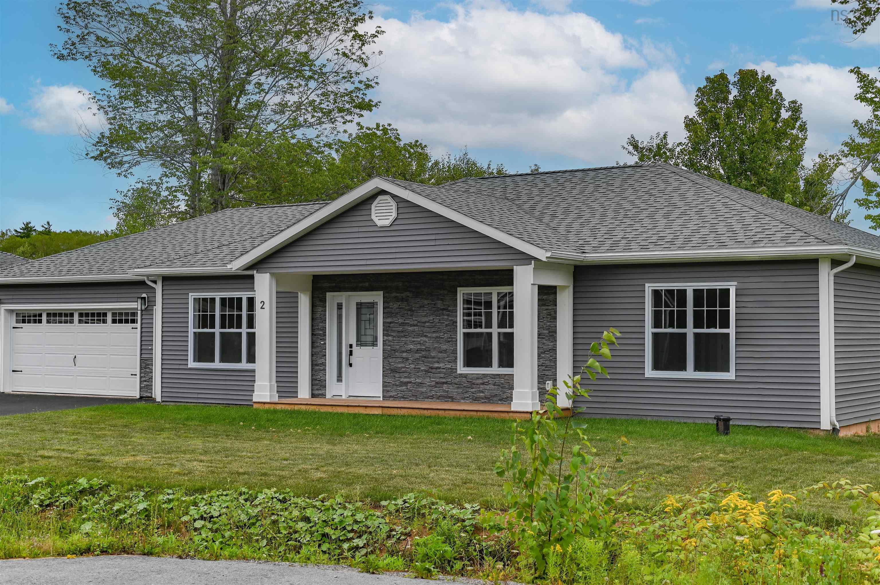 $569,900.00: 2 Lacey Drive Centreville, Centreville