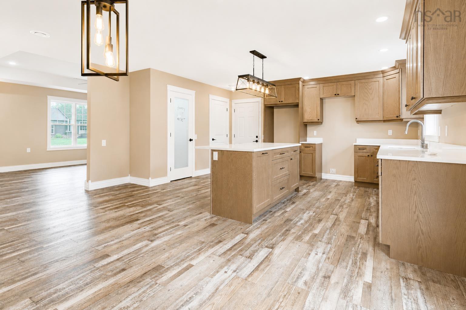 $569,900.00: 2 Lacey Drive Centreville, Centreville