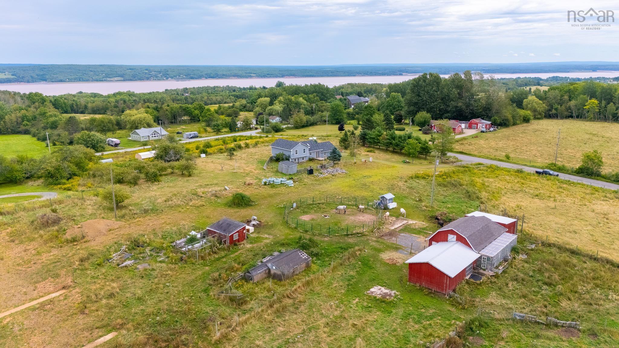 $530,000.00: 89 Basinview Road, Lockhartville