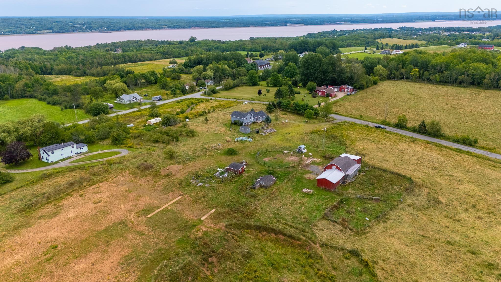 $530,000.00: 89 Basinview Road, Lockhartville