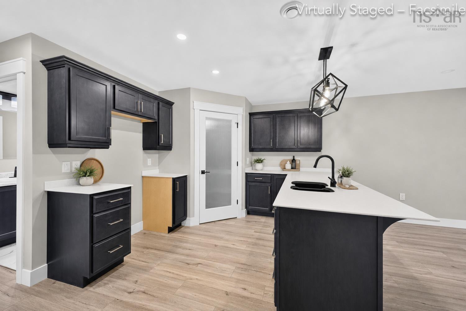 $395,000.00: 30 LONGVIEW Drive, North River