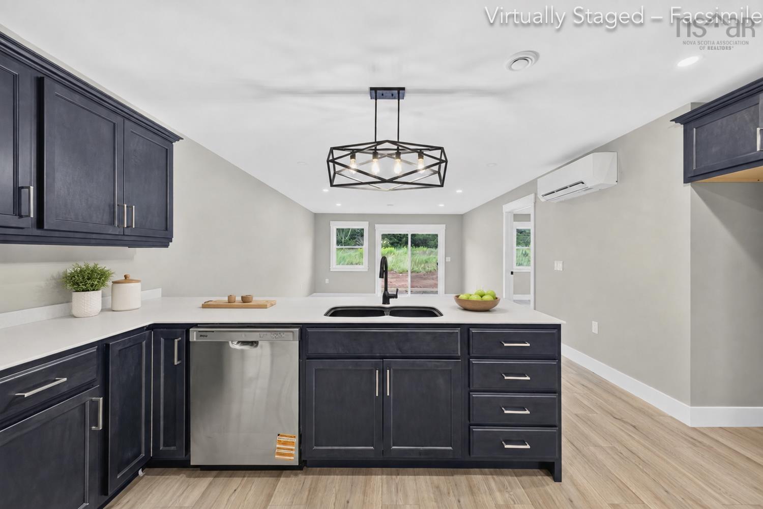 $395,000.00: 30 LONGVIEW Drive, North River