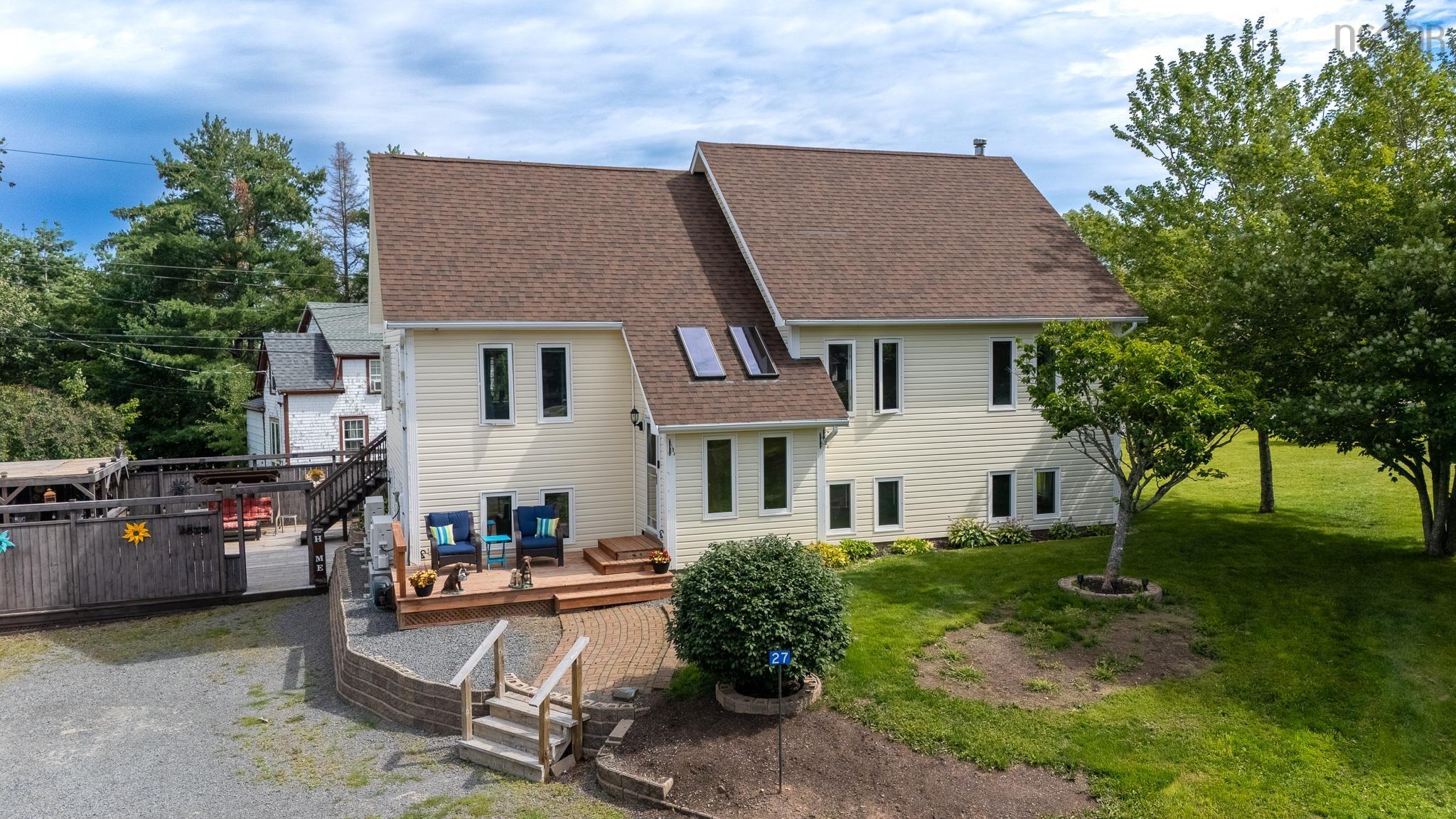 $649,900.00: 27 Patterson Lane, Falmouth