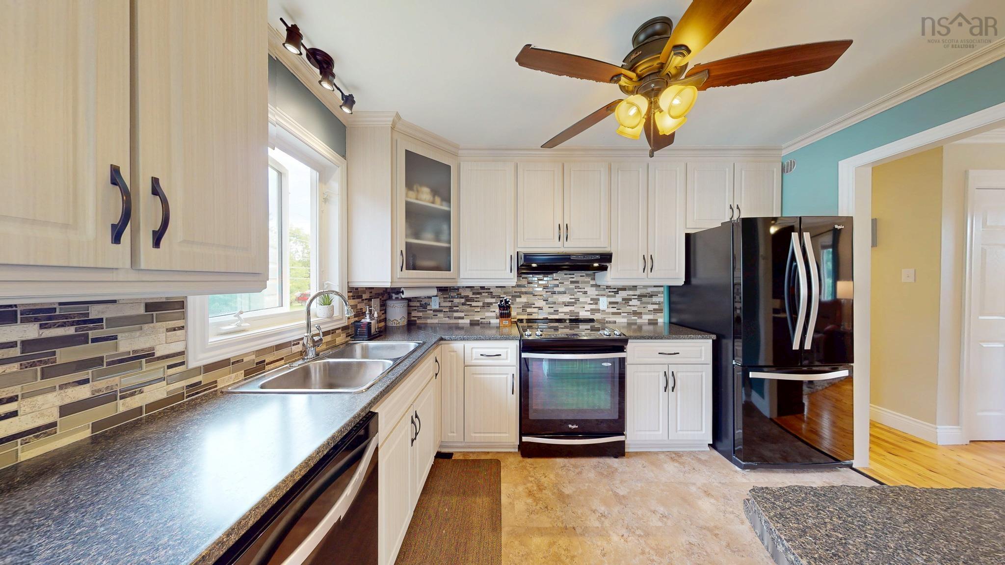 $649,900.00: 27 Patterson Lane, Falmouth
