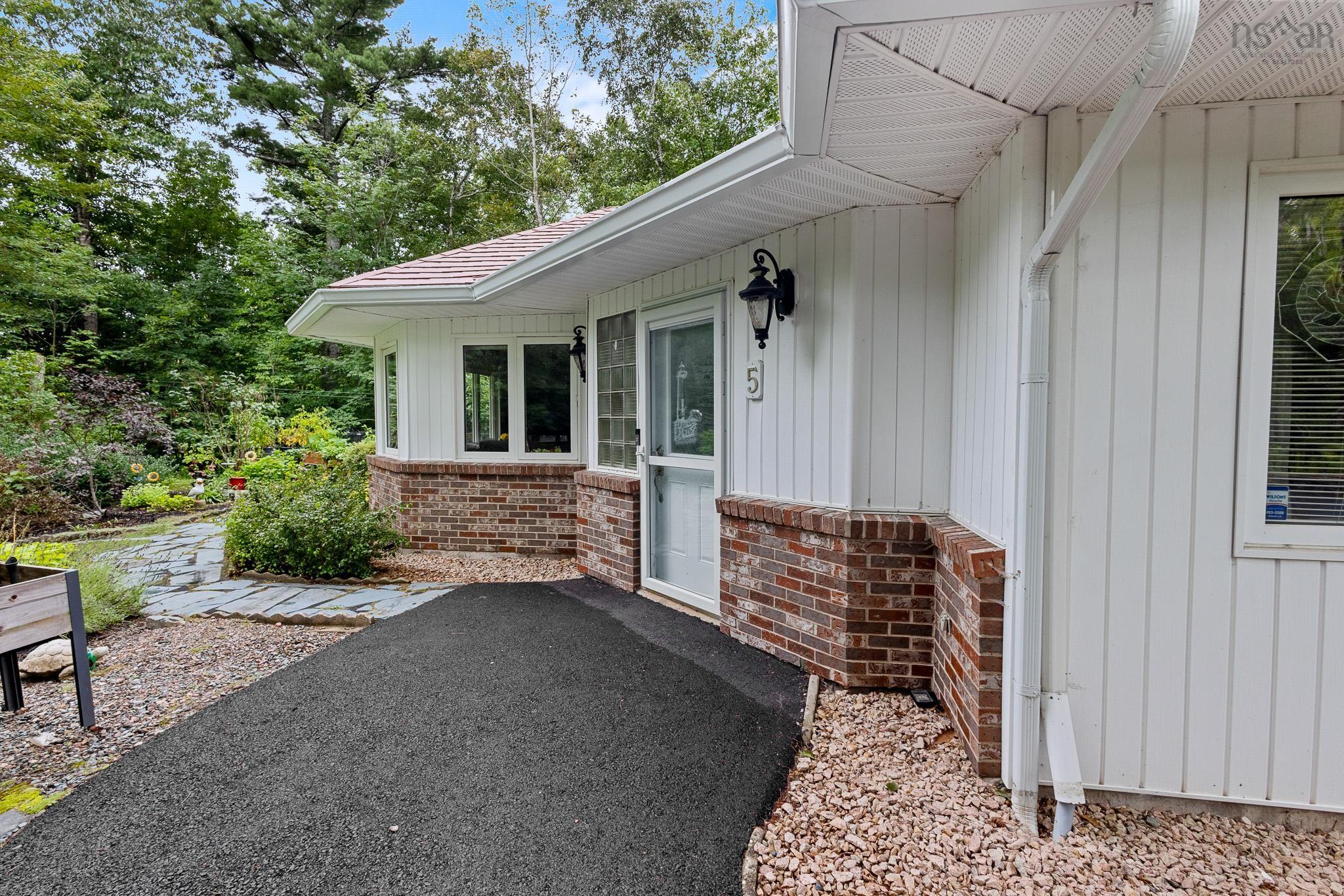 5 Brackstone Court, Lower Sackville, NS (MLS 202621162)