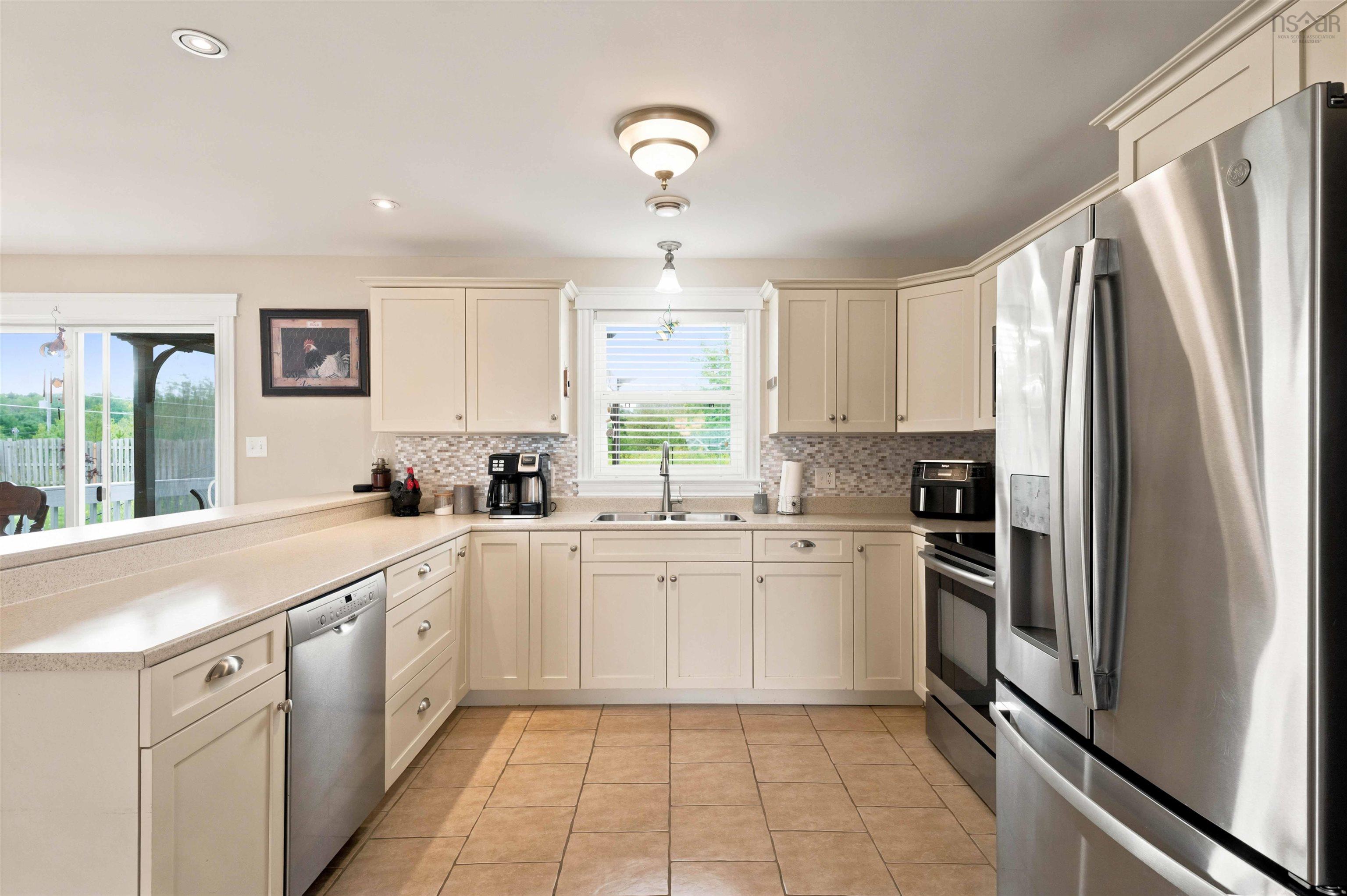 $589,900.00: 32 Terra Nova Drive, Greenwood