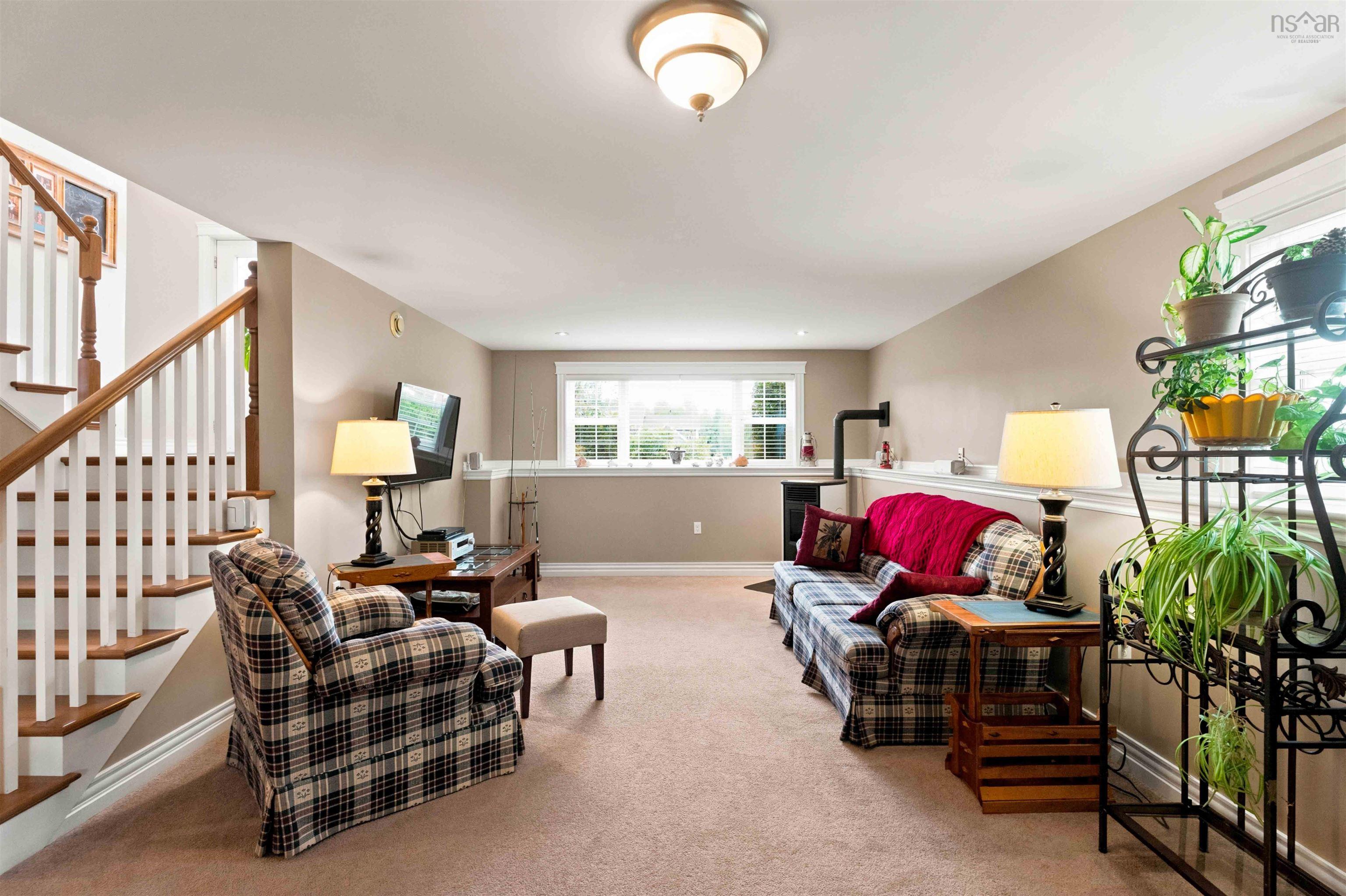 $589,900.00: 32 Terra Nova Drive, Greenwood
