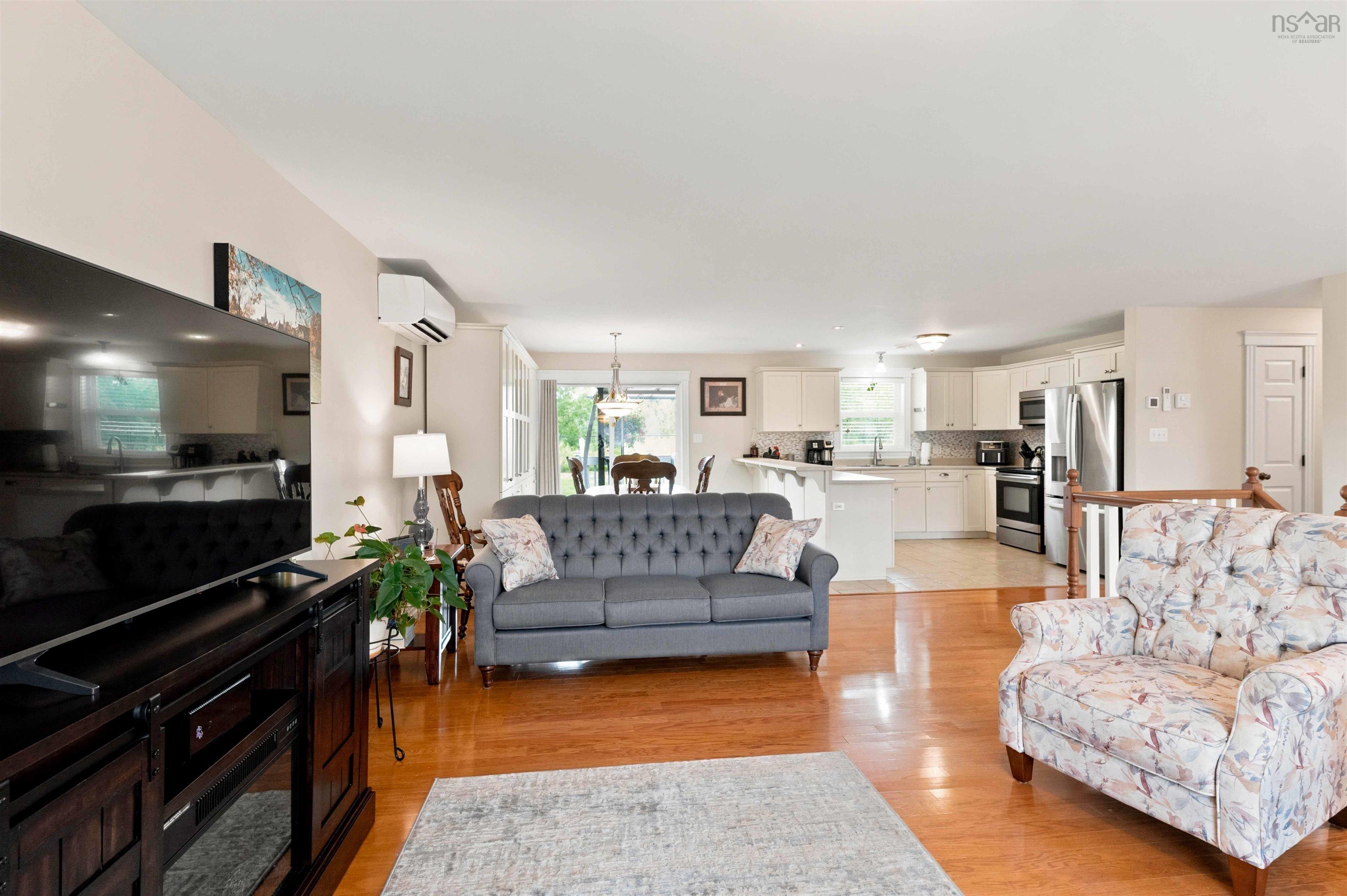 $589,900.00: 32 Terra Nova Drive, Greenwood