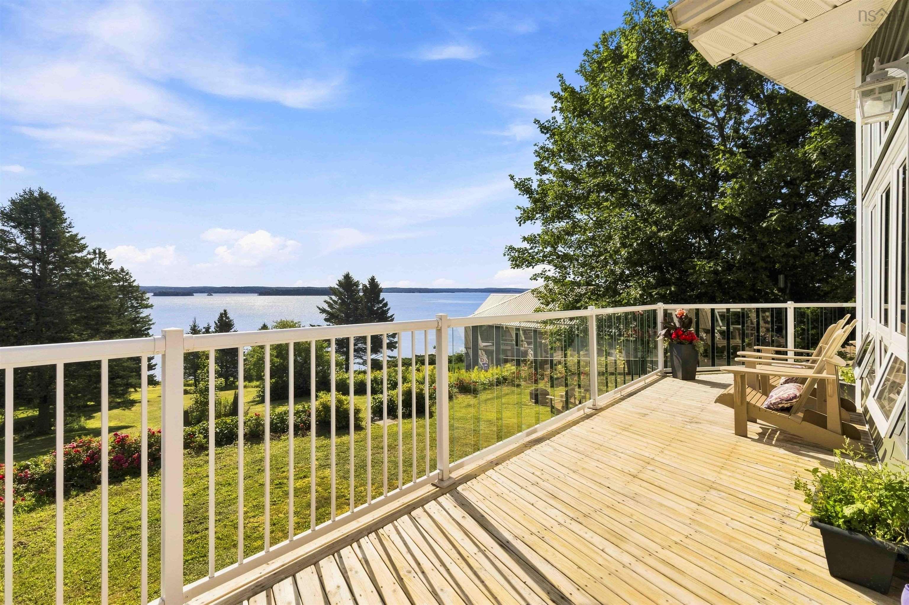 20 Lennox Road, Black Point, NS (MLS 202621175)
