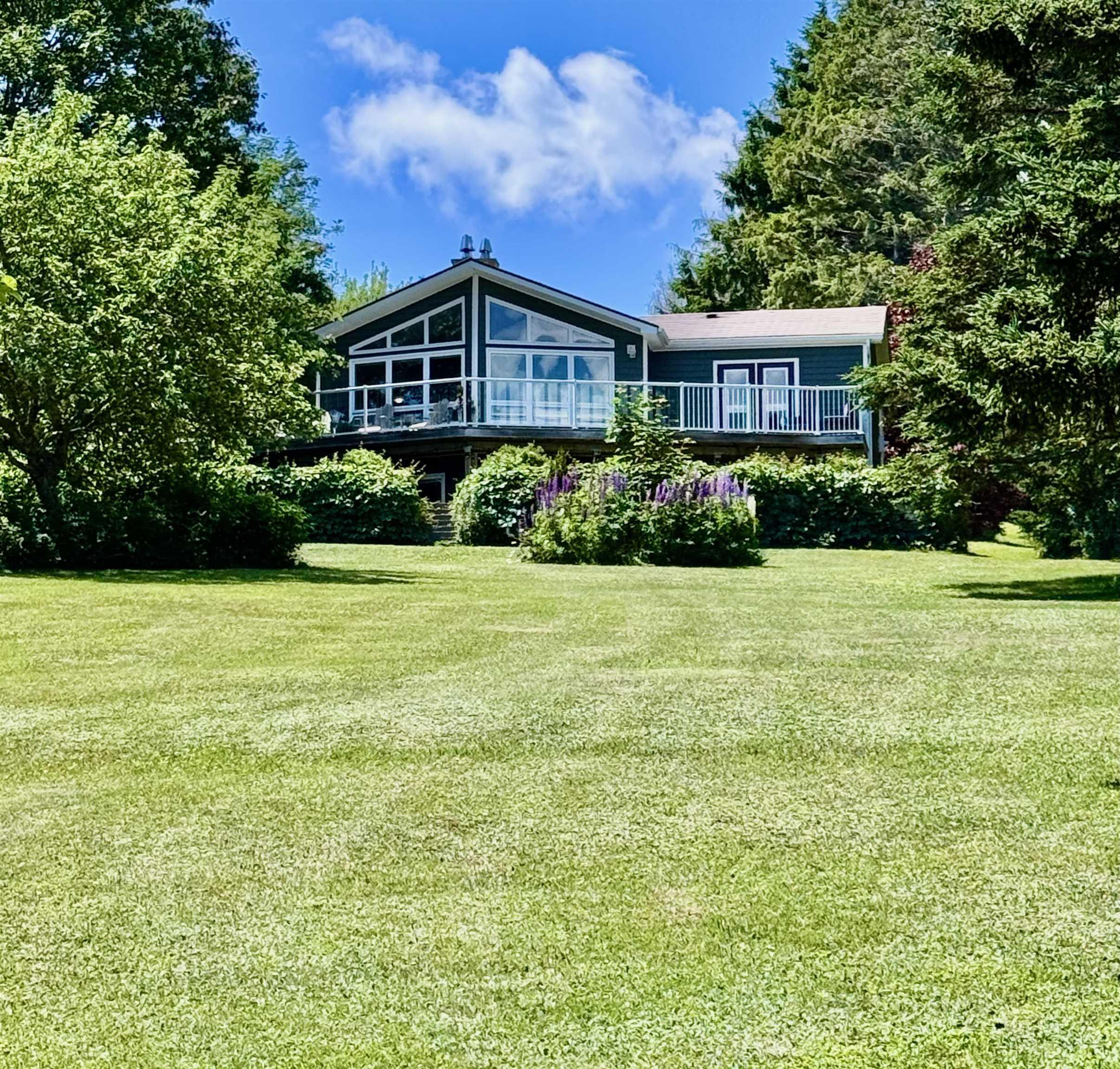 20 Lennox Road, Black Point, NS (MLS 202621175)